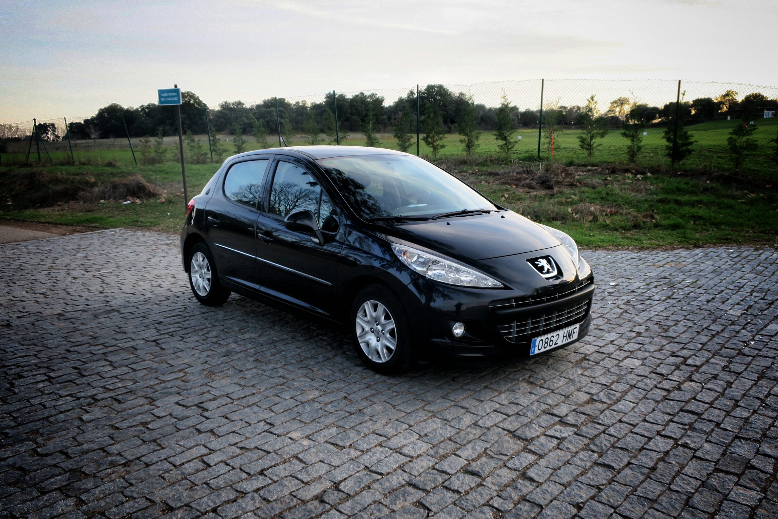 Peugeot 207 Active HDi 70cv
