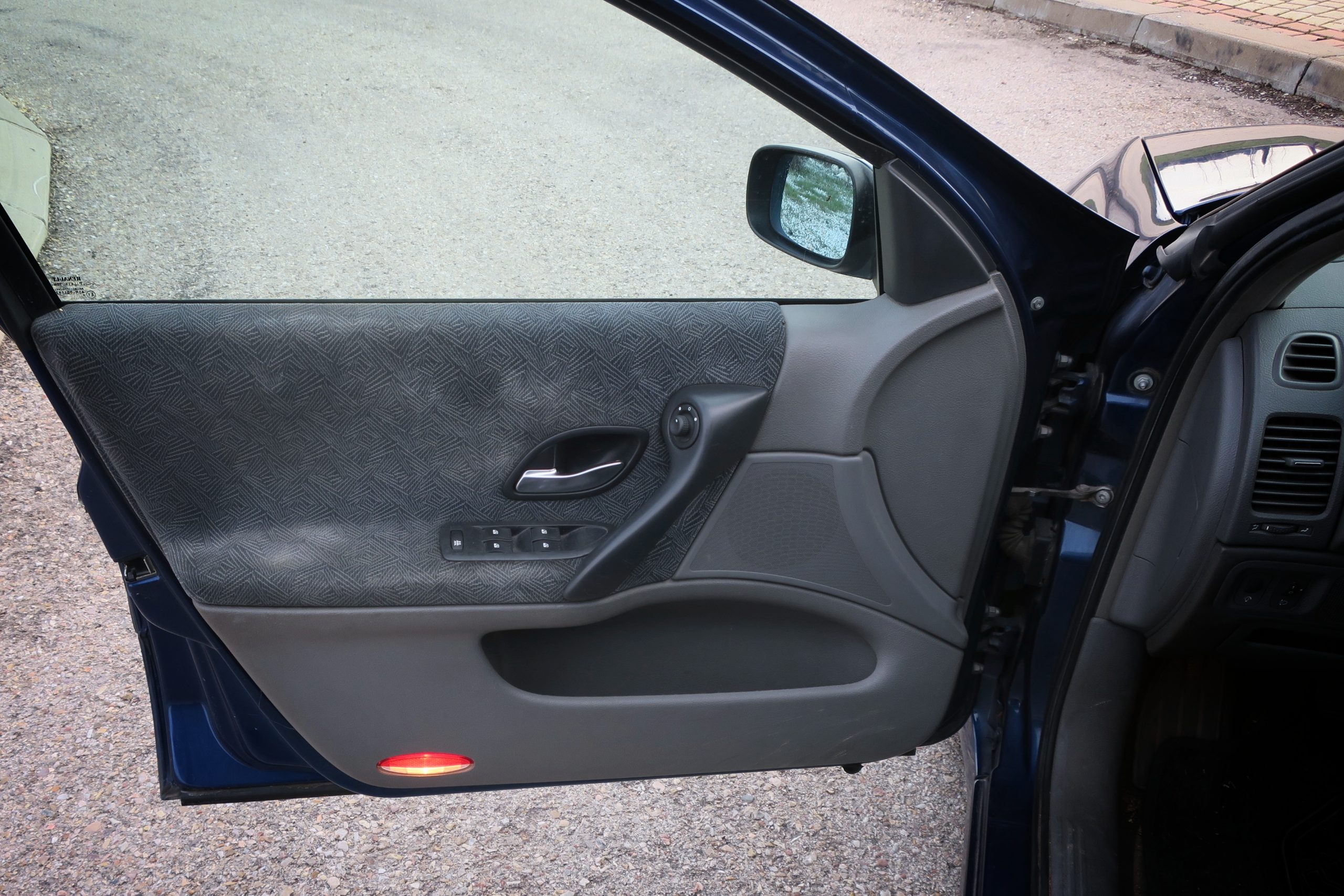 Renault Laguna Expression 1.9dci 120cv