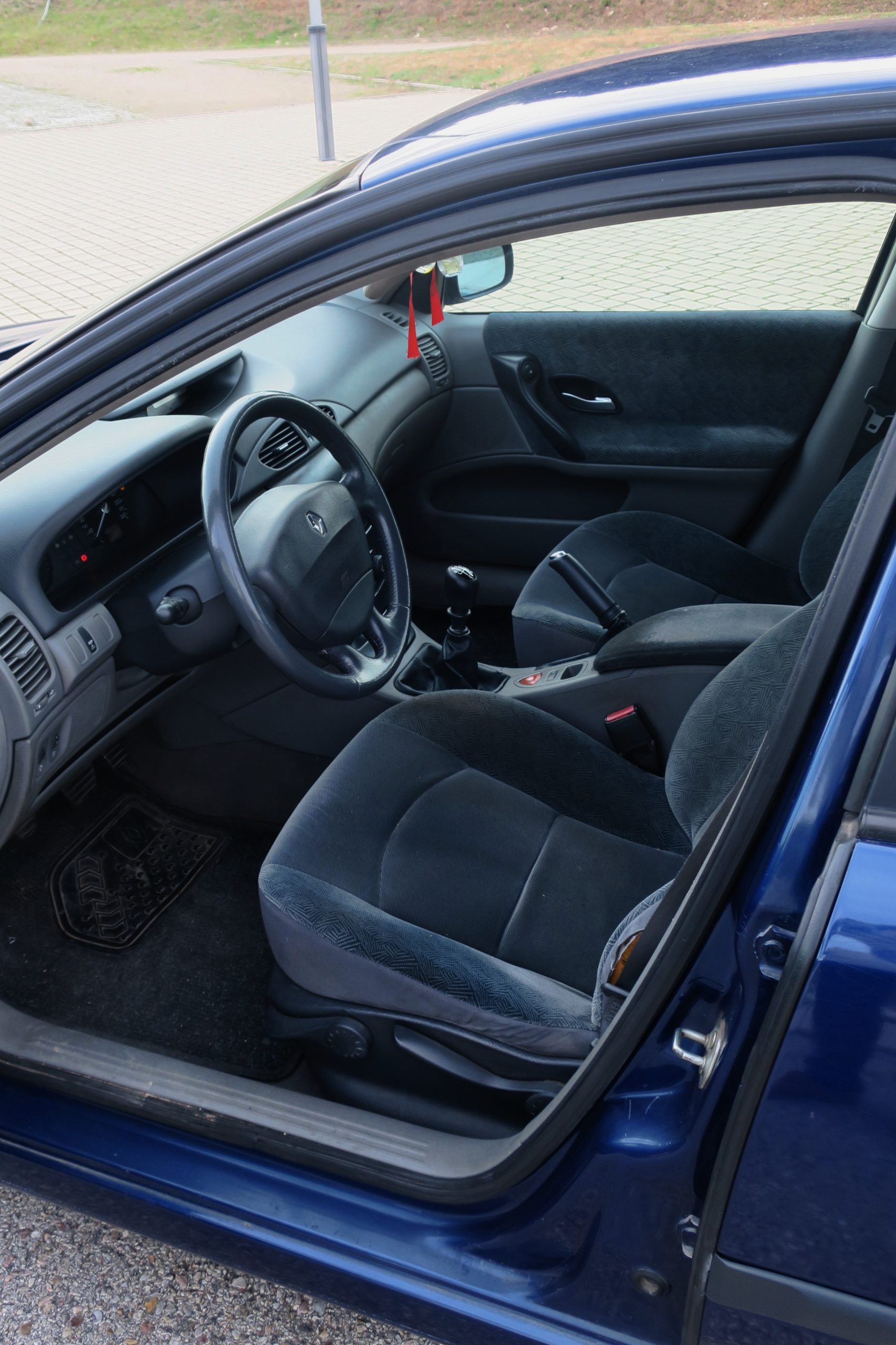 Renault Laguna Expression 1.9dci 120cv