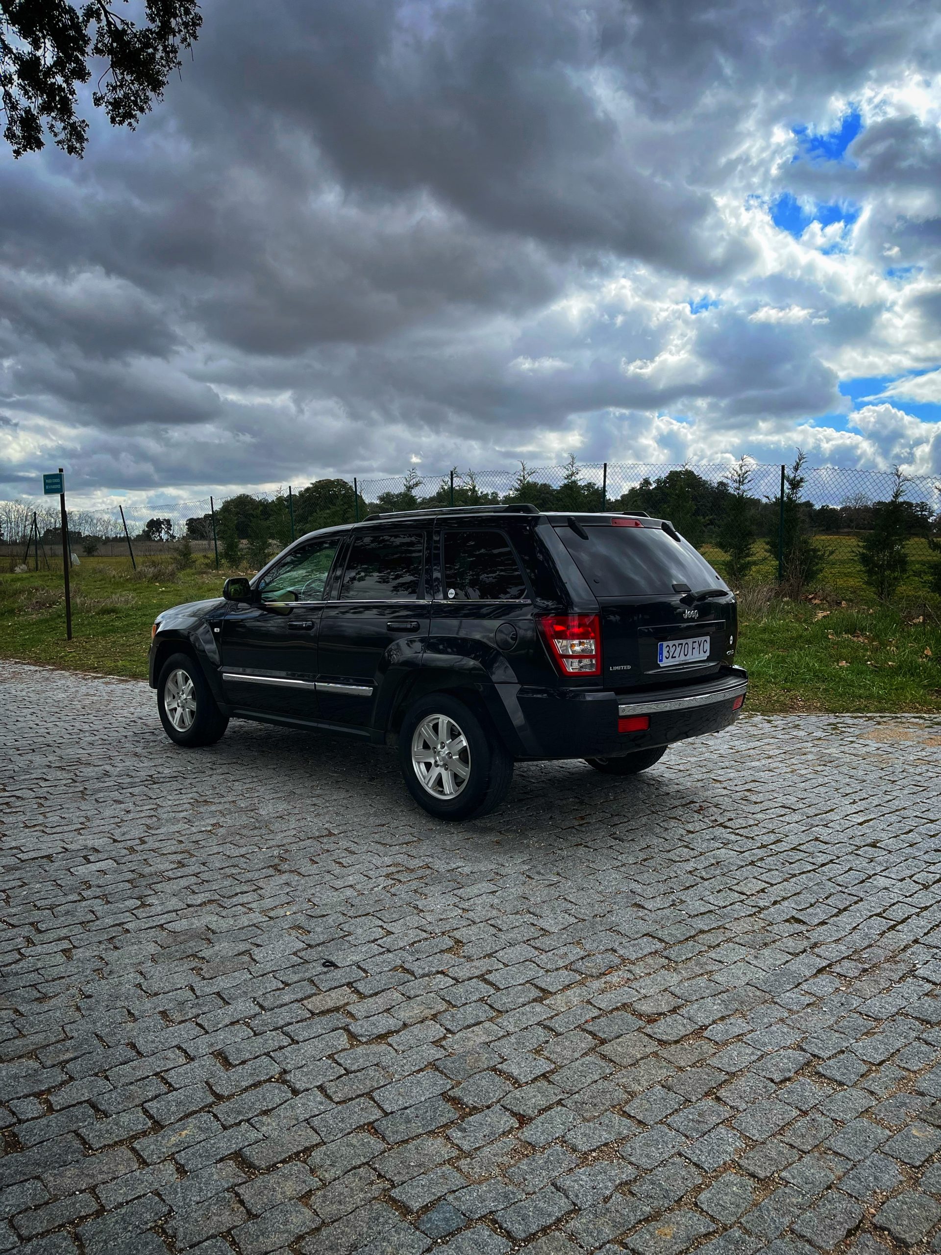 Kraftstofftank Für Jeep Grand Cherokee 3.0 CRD - Diesel Tank 2005-2010 | HDPE Kunststoff | 10 Jahre Garantie