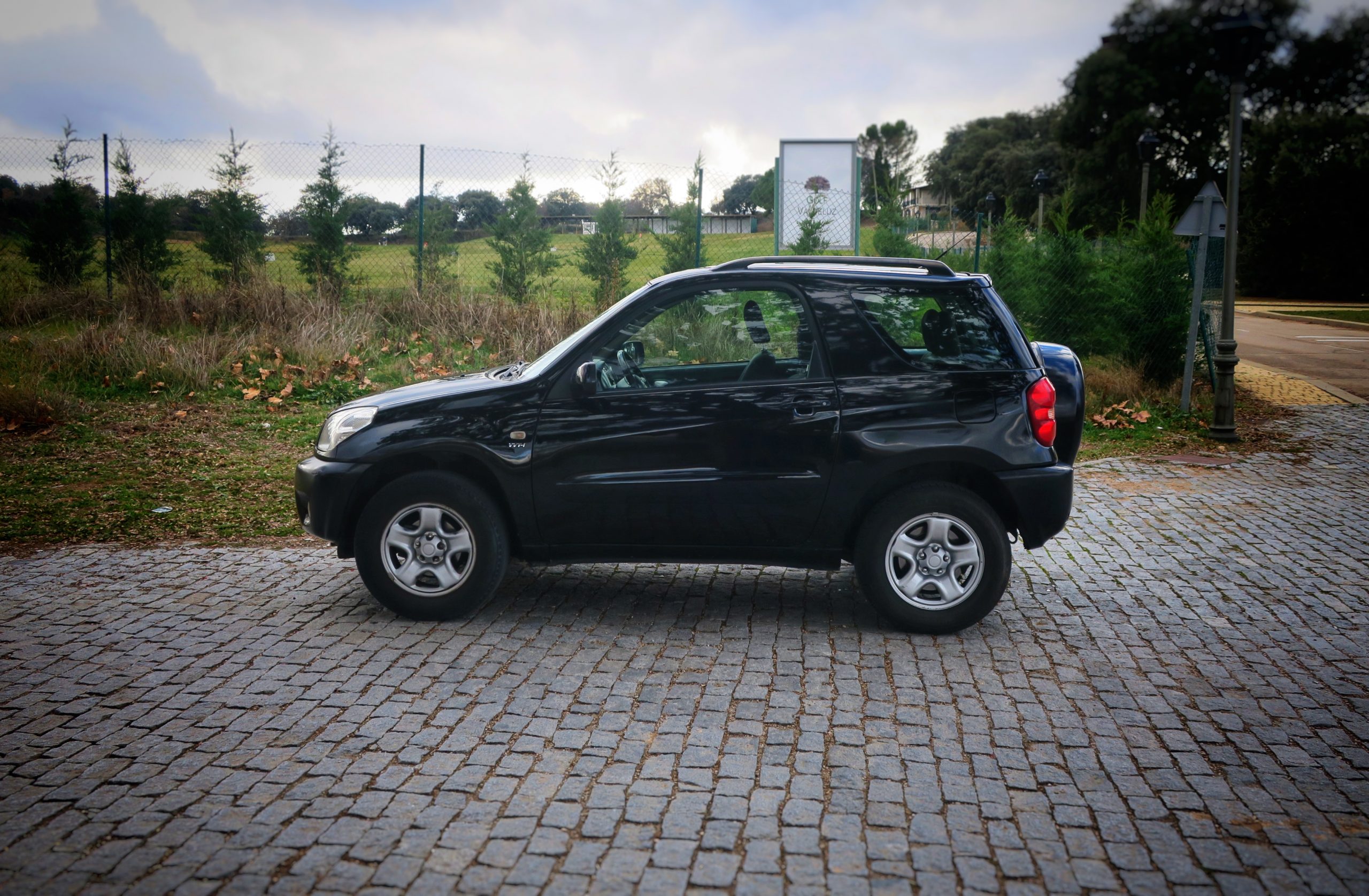 VENDIDO: Toyota Rav4 Luna 1.8 125cv 4×2