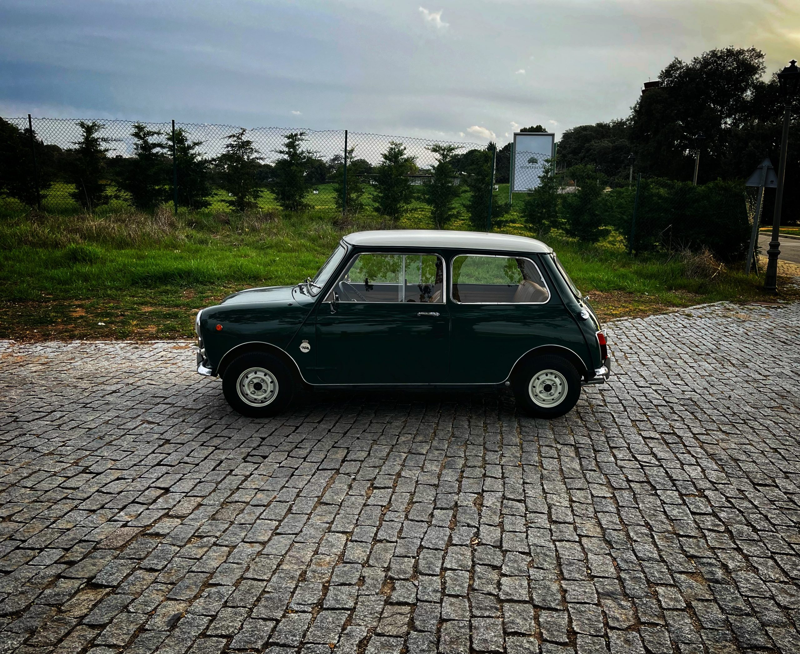 VENDIDO: Authi Mini Morris 1000E