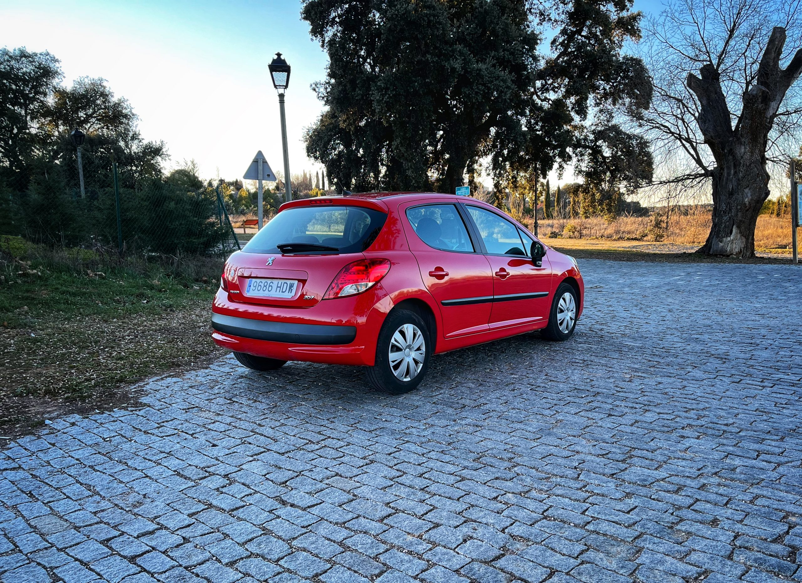 Peugeot 207 Confort HDI 70cv