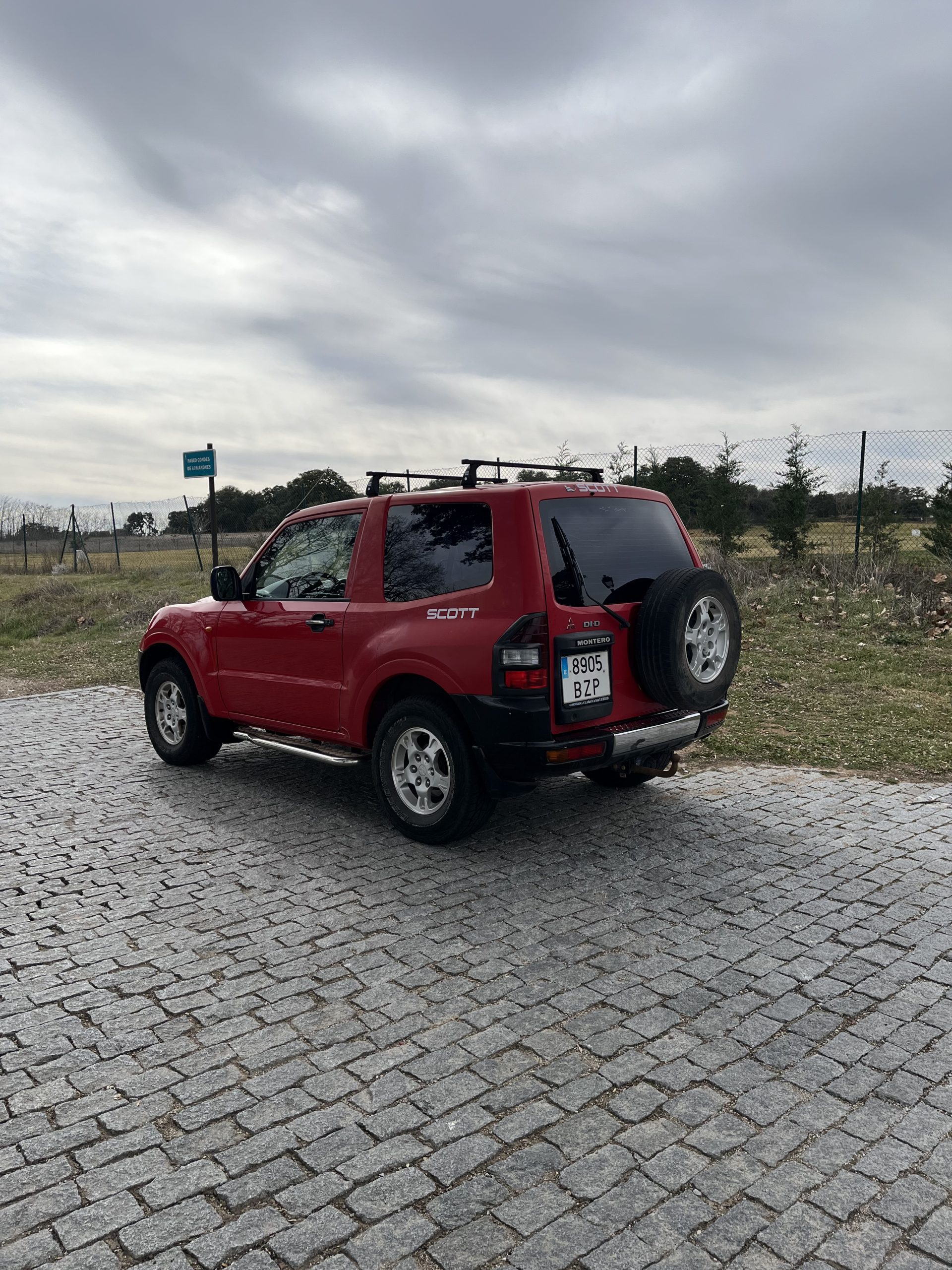 VENDIDO: Mitsubishi Montero GLX 3.2 DI-D 163cv