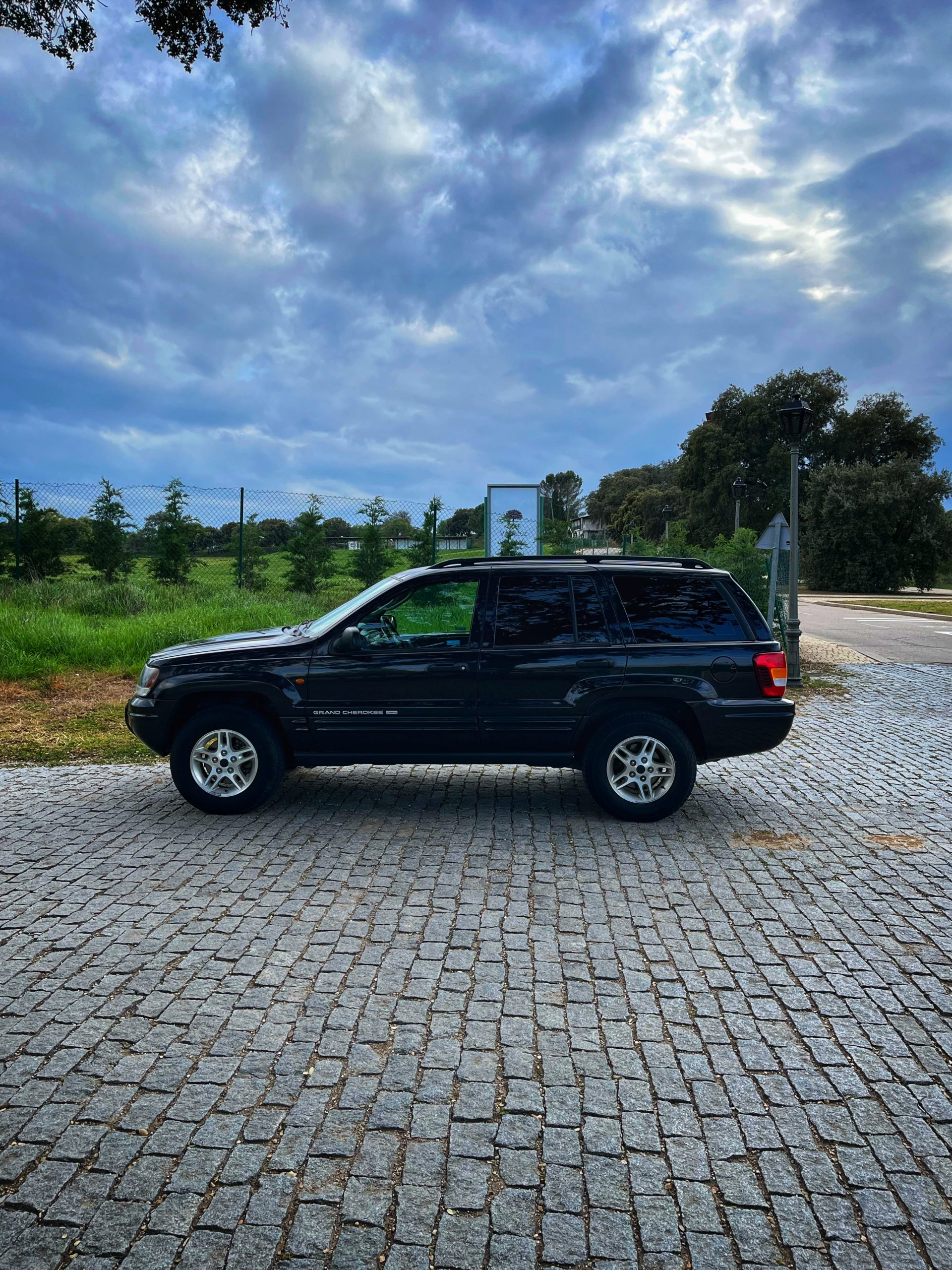 VENDIDO: Jeep Grand Cherokee Laredo 2.7CRD 163cv