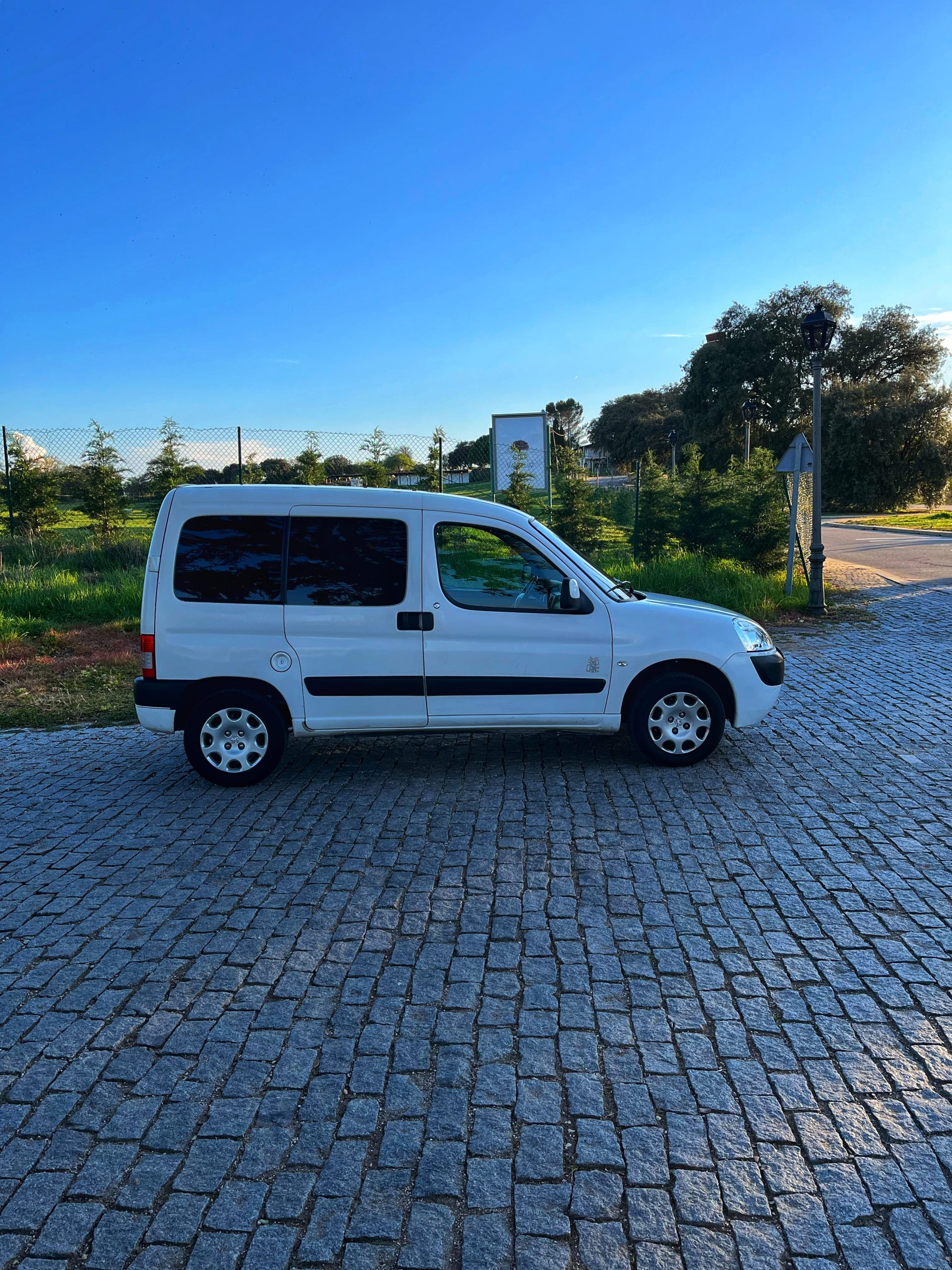 Peugeot Partner Totem 1.6 HDI 75cv