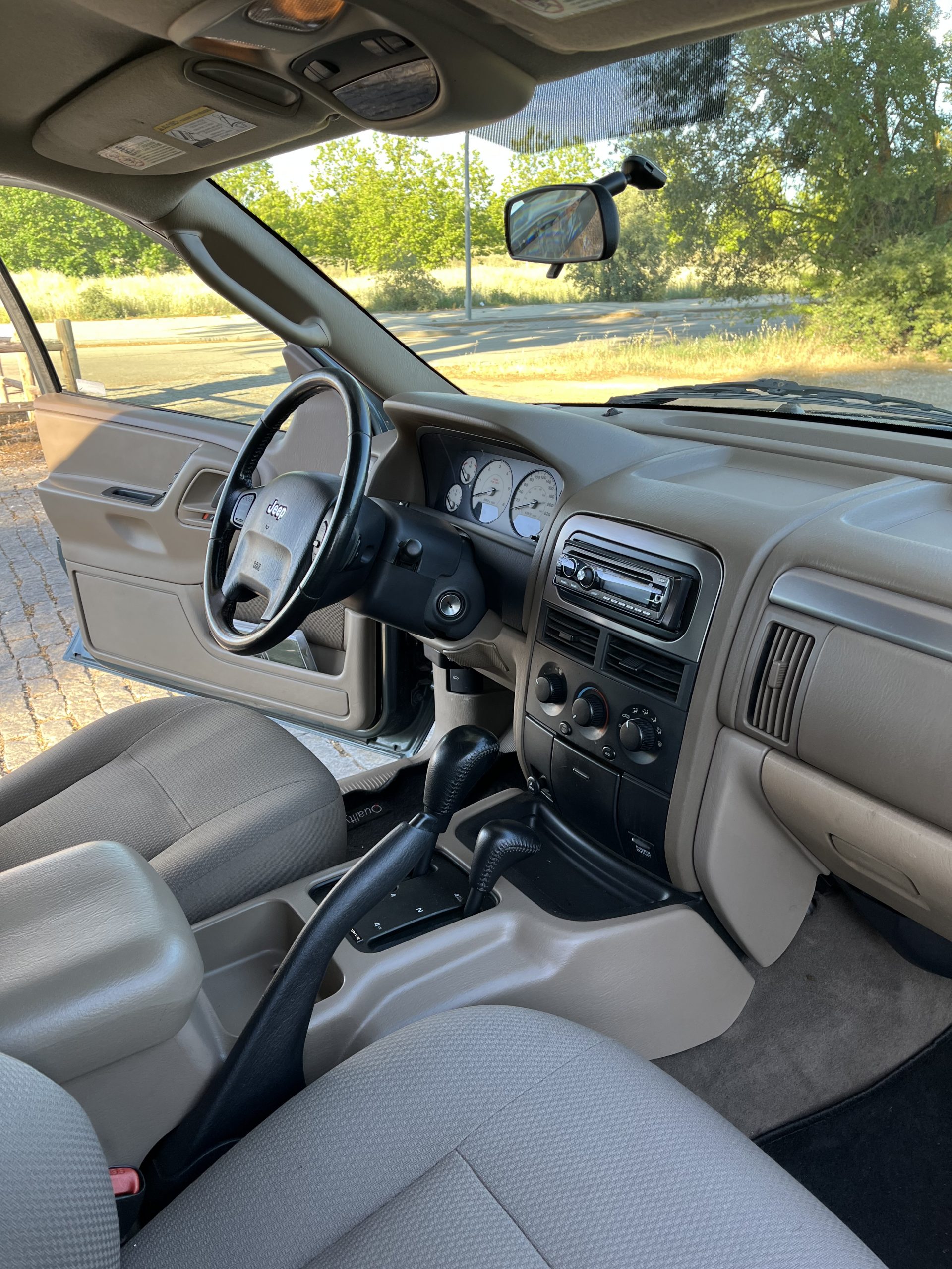 VENDIDO: Jeep Grand Cherokee Laredo 2.7 CRD 163cv