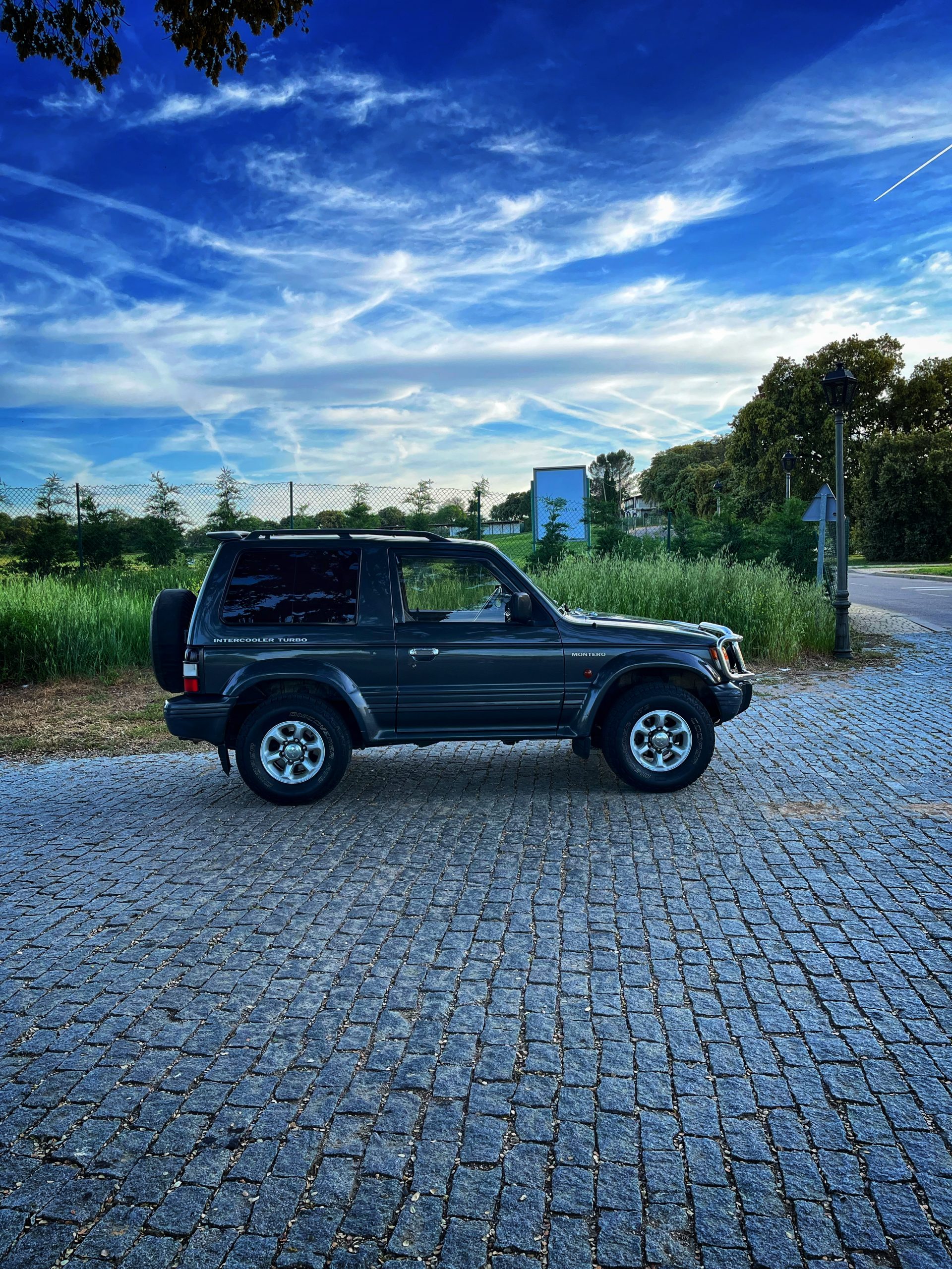 RESERVADO: Mitsubishi Montero GLS 2.5 TD 100cv