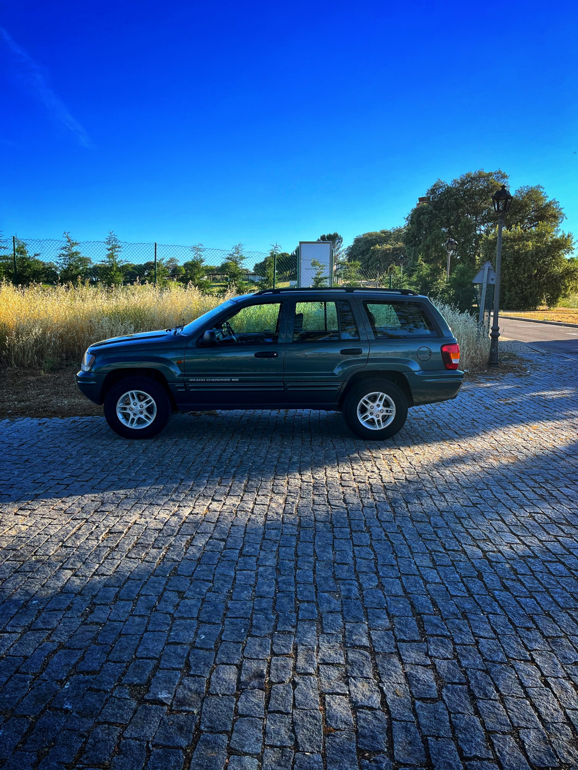 VENDIDO: Jeep Grand Cherokee Laredo 2.7 CRD 163cv