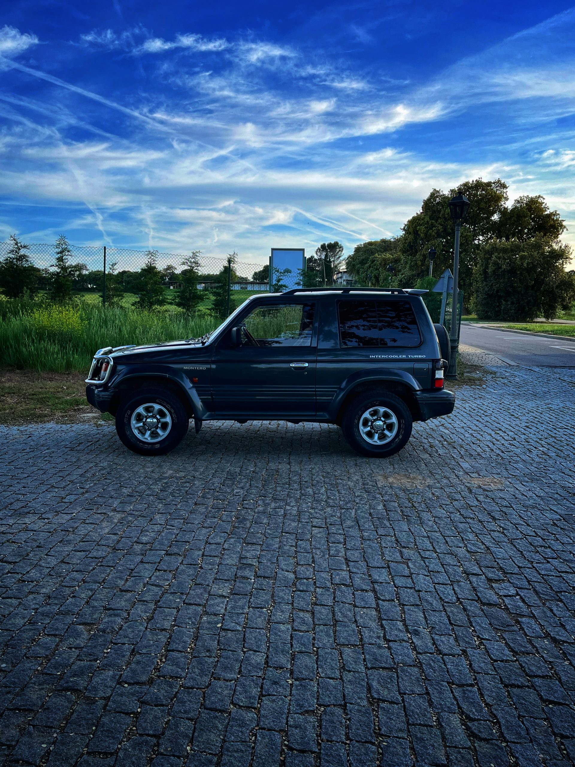 RESERVADO: Mitsubishi Montero GLS 2.5 TD 100cv