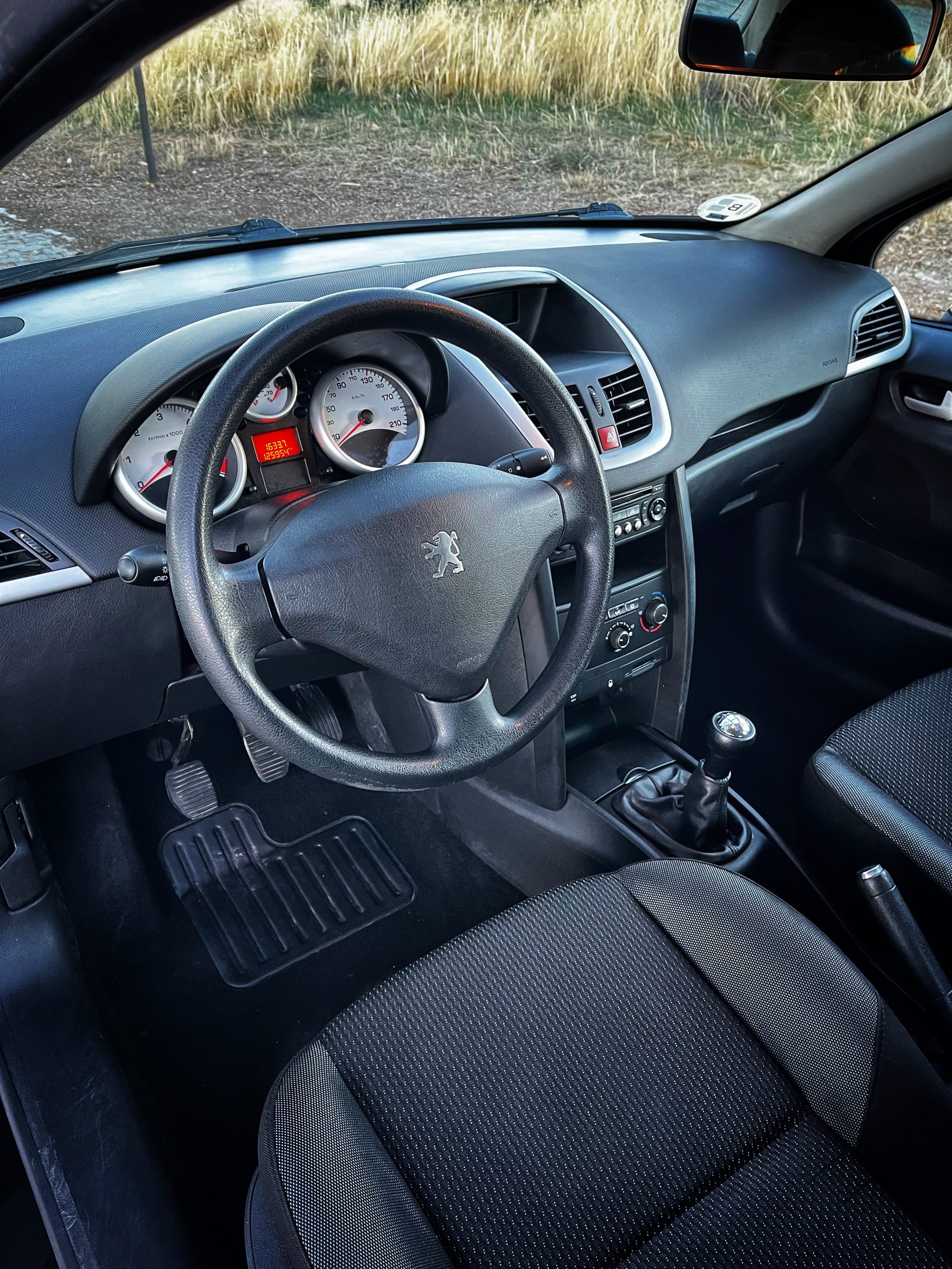 Peugeot 207 Confort 1.4 HDI 70cv