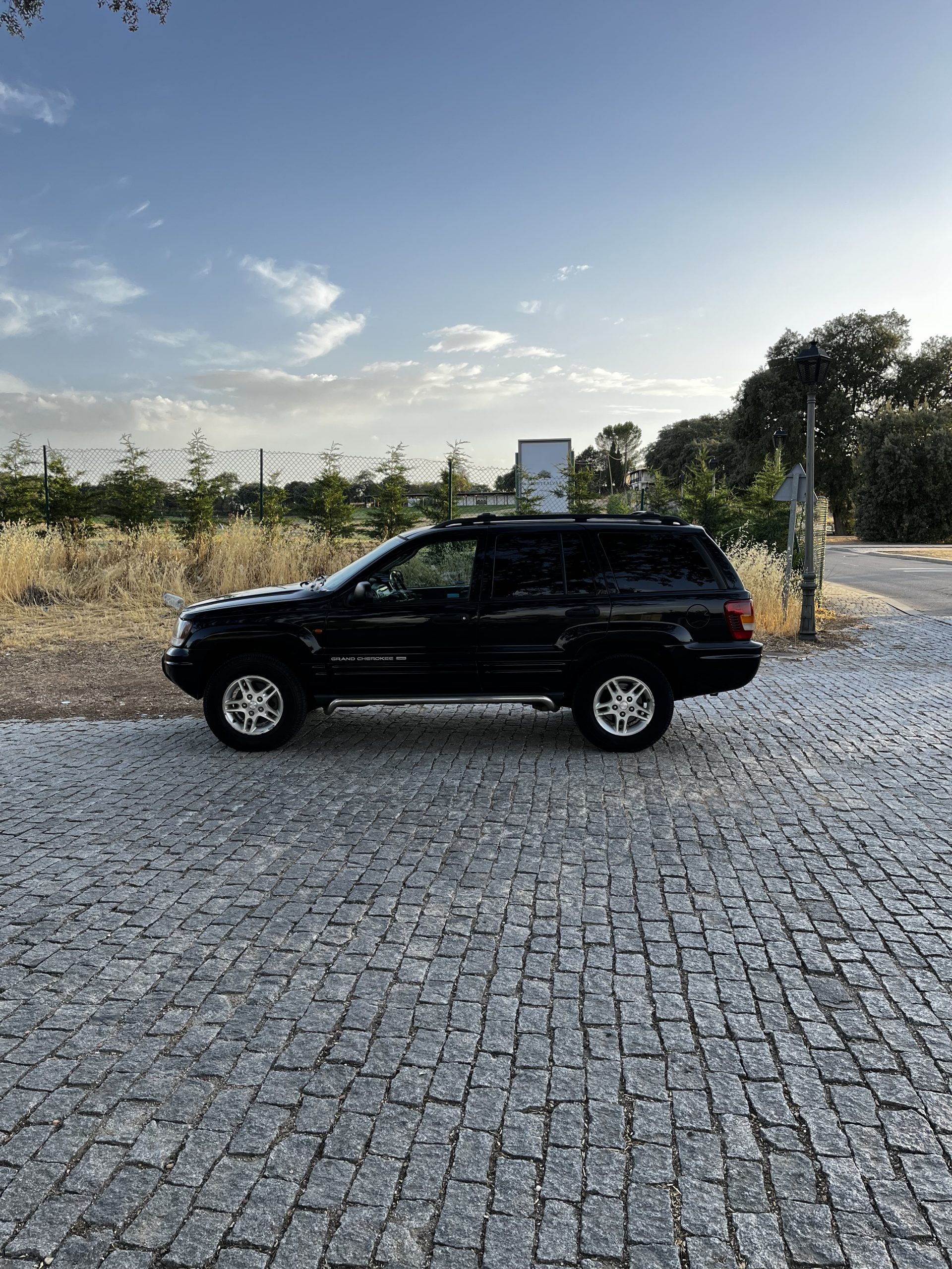 VENDIDO – Jeep Gran Cherokee Silver Creek 2.7 CRD 163cv