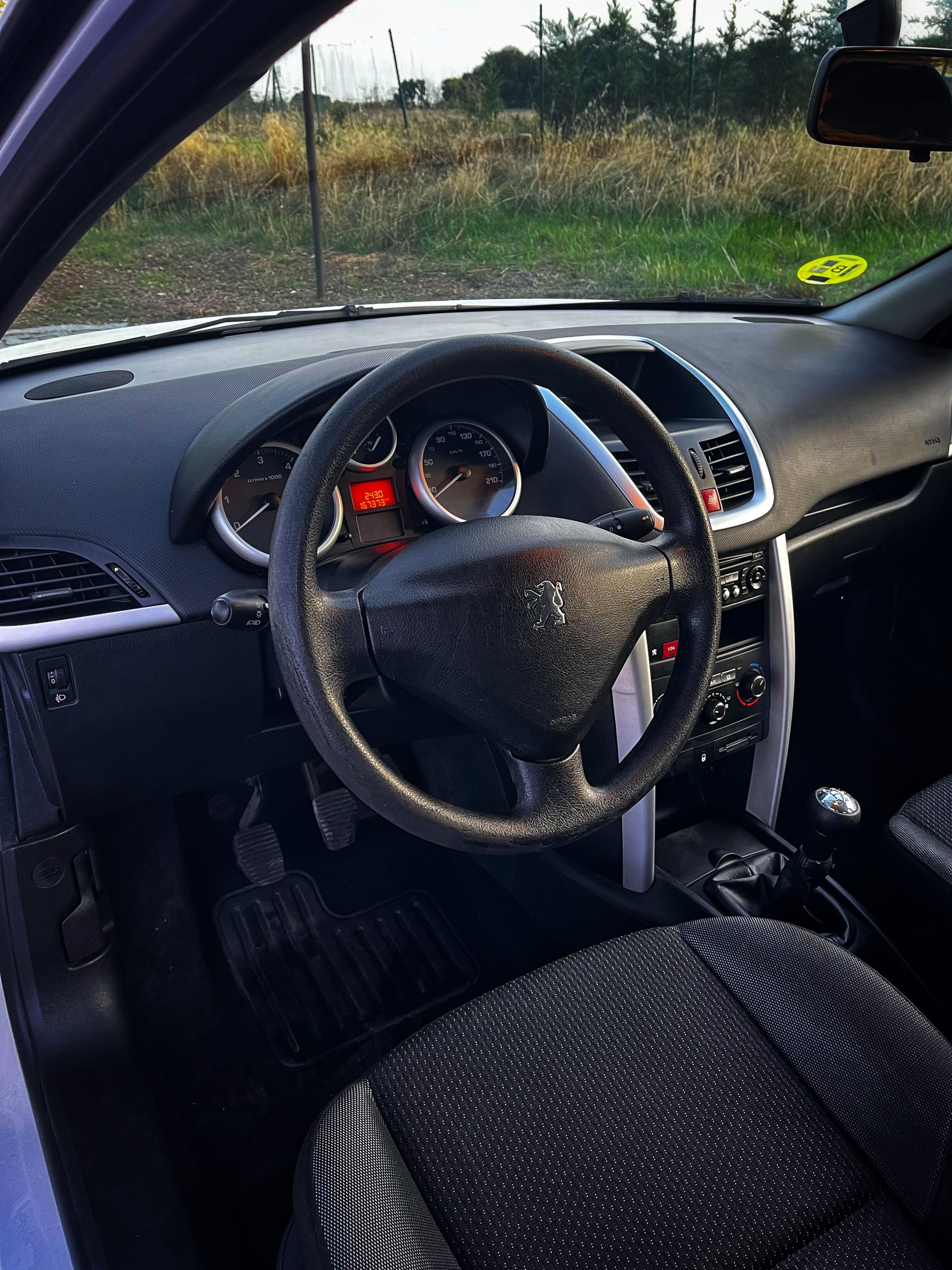 Peugeot 207 Confort 1.4 HDI 70CV