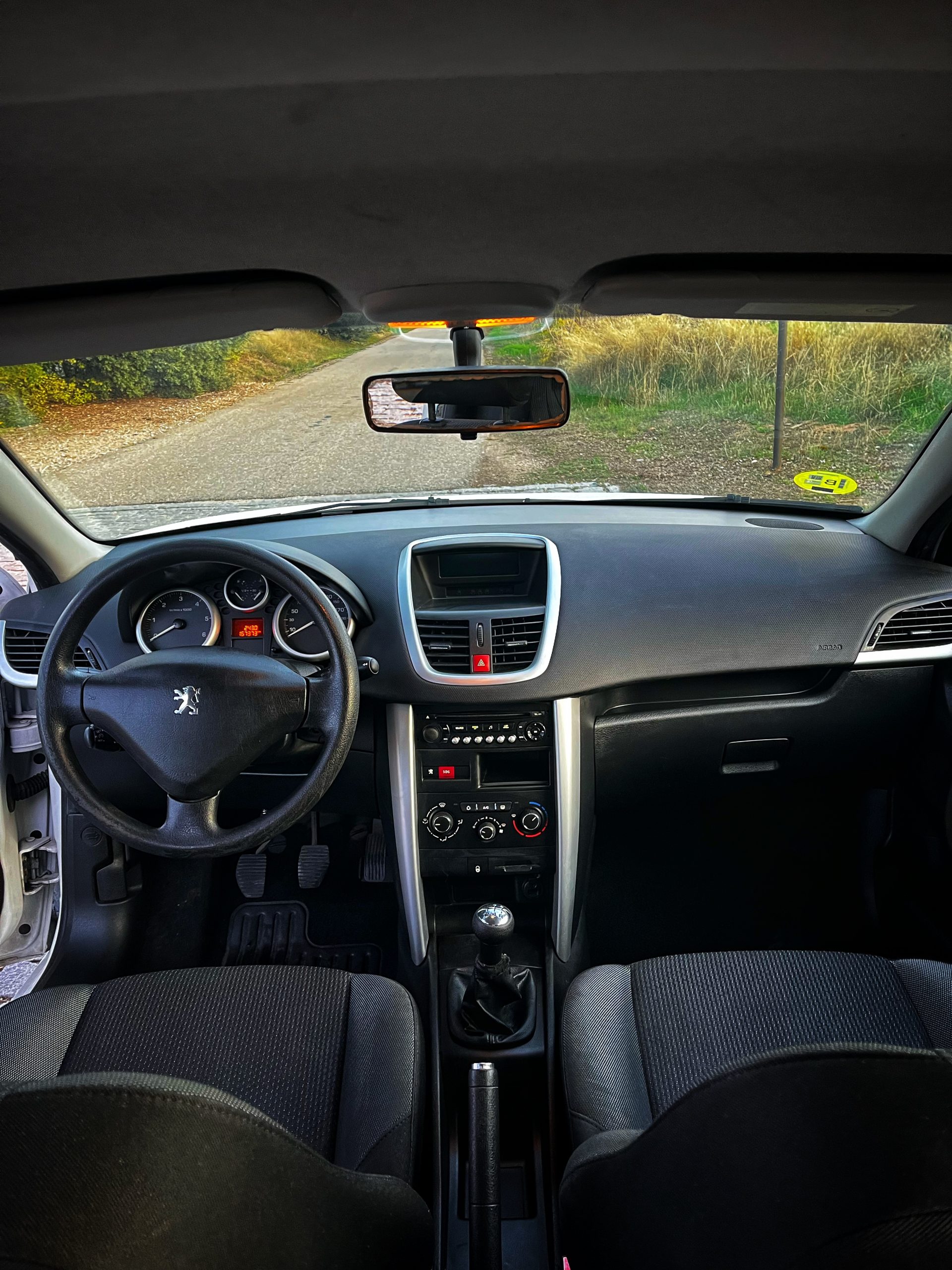 Peugeot 207 Confort 1.4 HDI 70CV