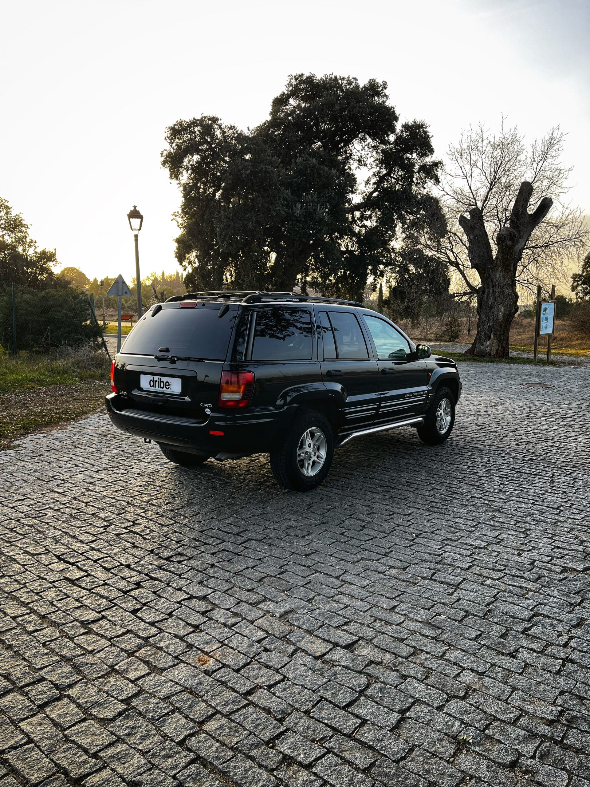VENDIDO – Jeep Grand Cherokee Silver Creek 2.7 CRD 163cv