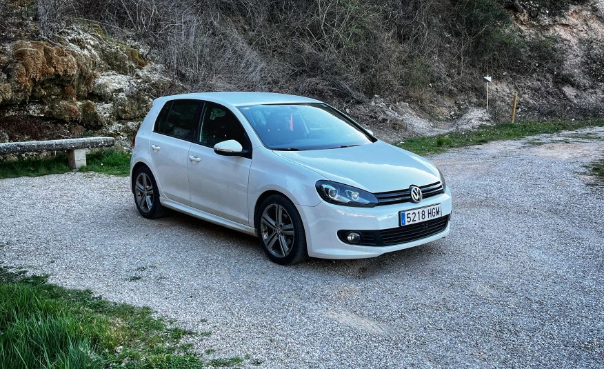 Volkswagen Golf Sport R Line TDI 105cv DSG