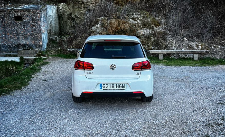 Volkswagen Golf Sport R Line TDI 105cv DSG
