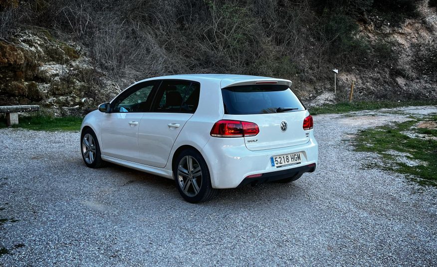 Volkswagen Golf Sport R Line TDI 105cv DSG