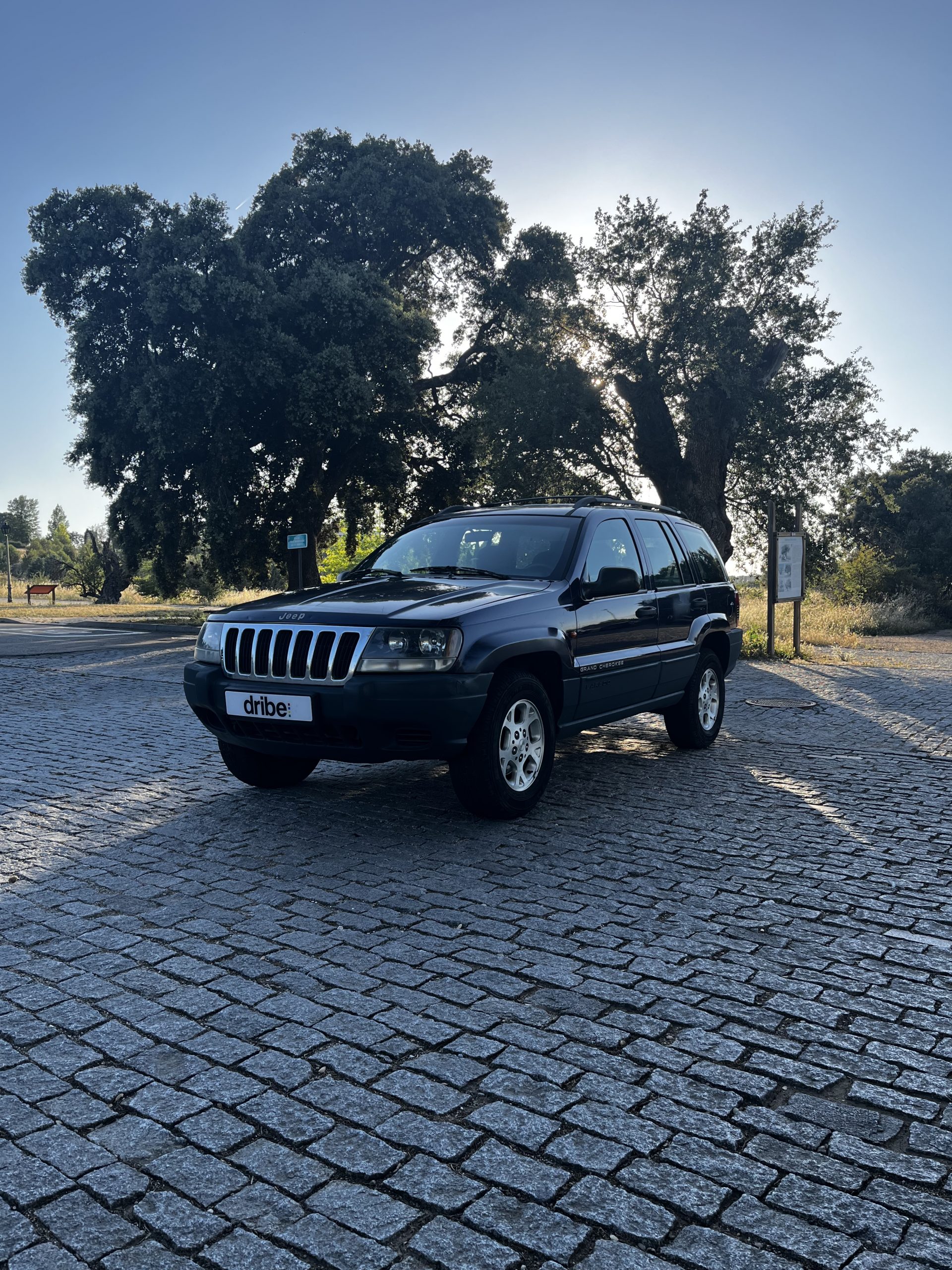 Jeep Grand Cherokee Laredo 4.0 190cv