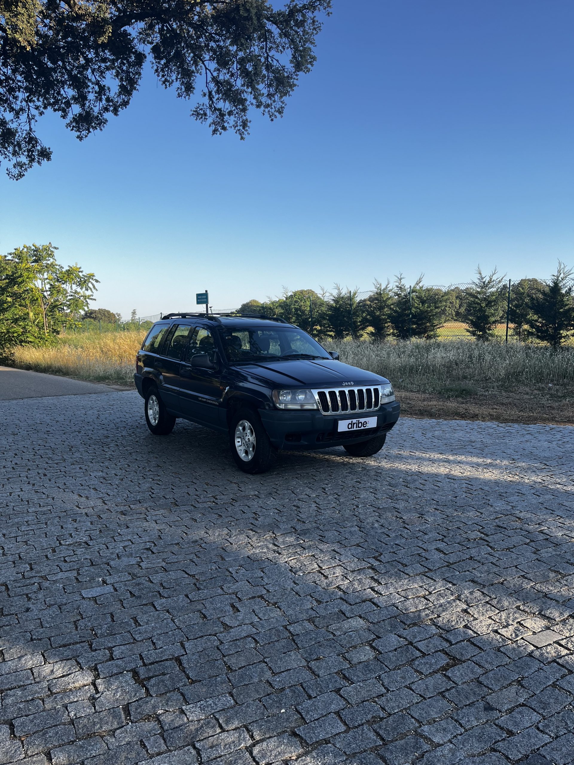 Jeep Grand Cherokee Laredo 4.0 190cv