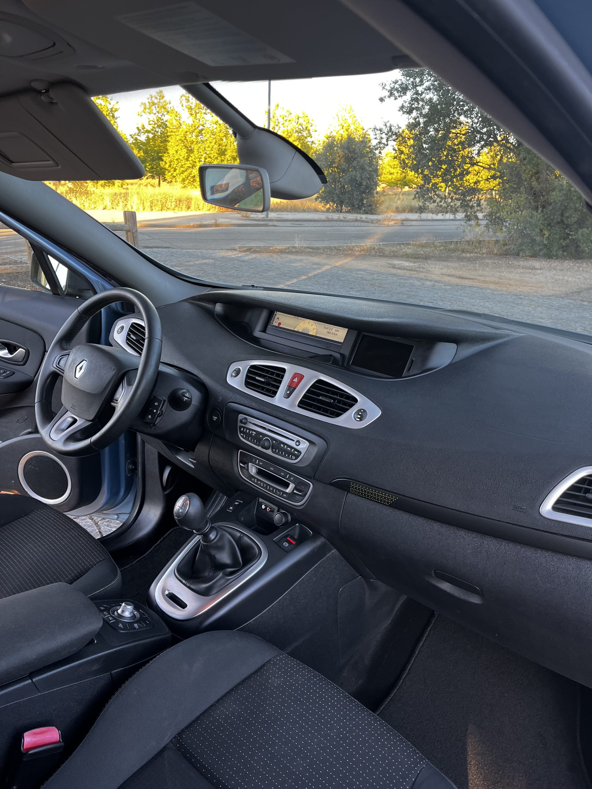 VENDIDO: Renault Scenic Dynamique dCi 110cv