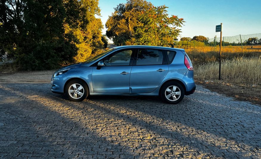 VENDIDO: Renault Scenic Dynamique dCi 110cv