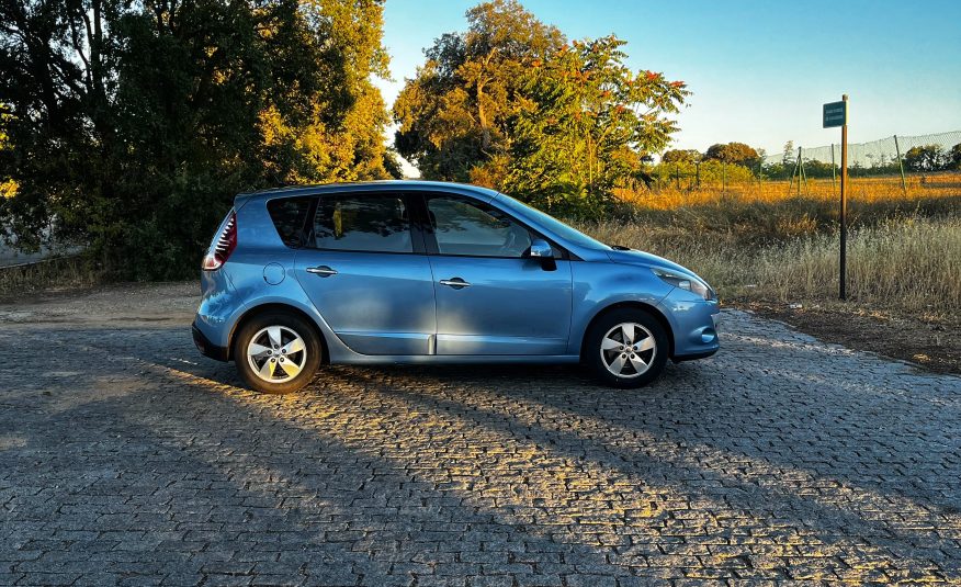 VENDIDO: Renault Scenic Dynamique dCi 110cv