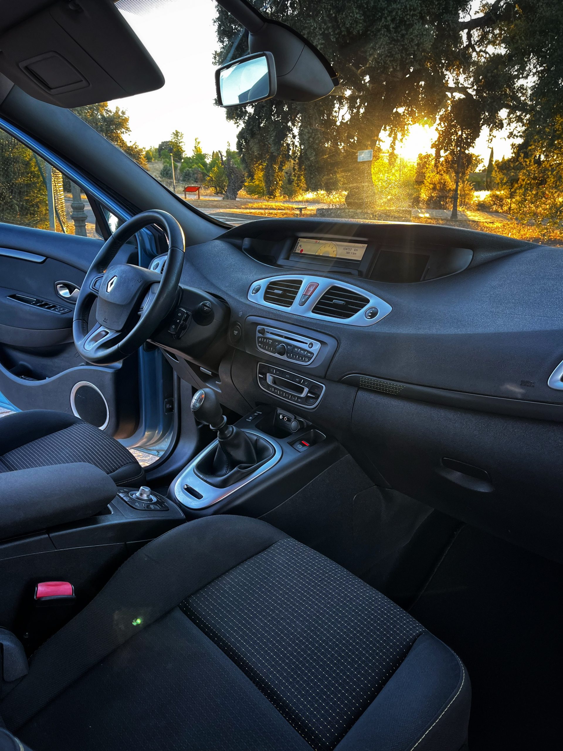 VENDIDO: Renault Scenic Dynamique dCi 110cv