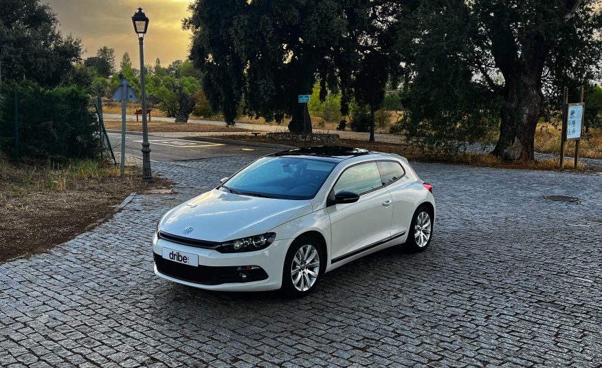 VENDIDO: Volkswagen Scirocco Sport 2.0 TDI 170cv DSG
