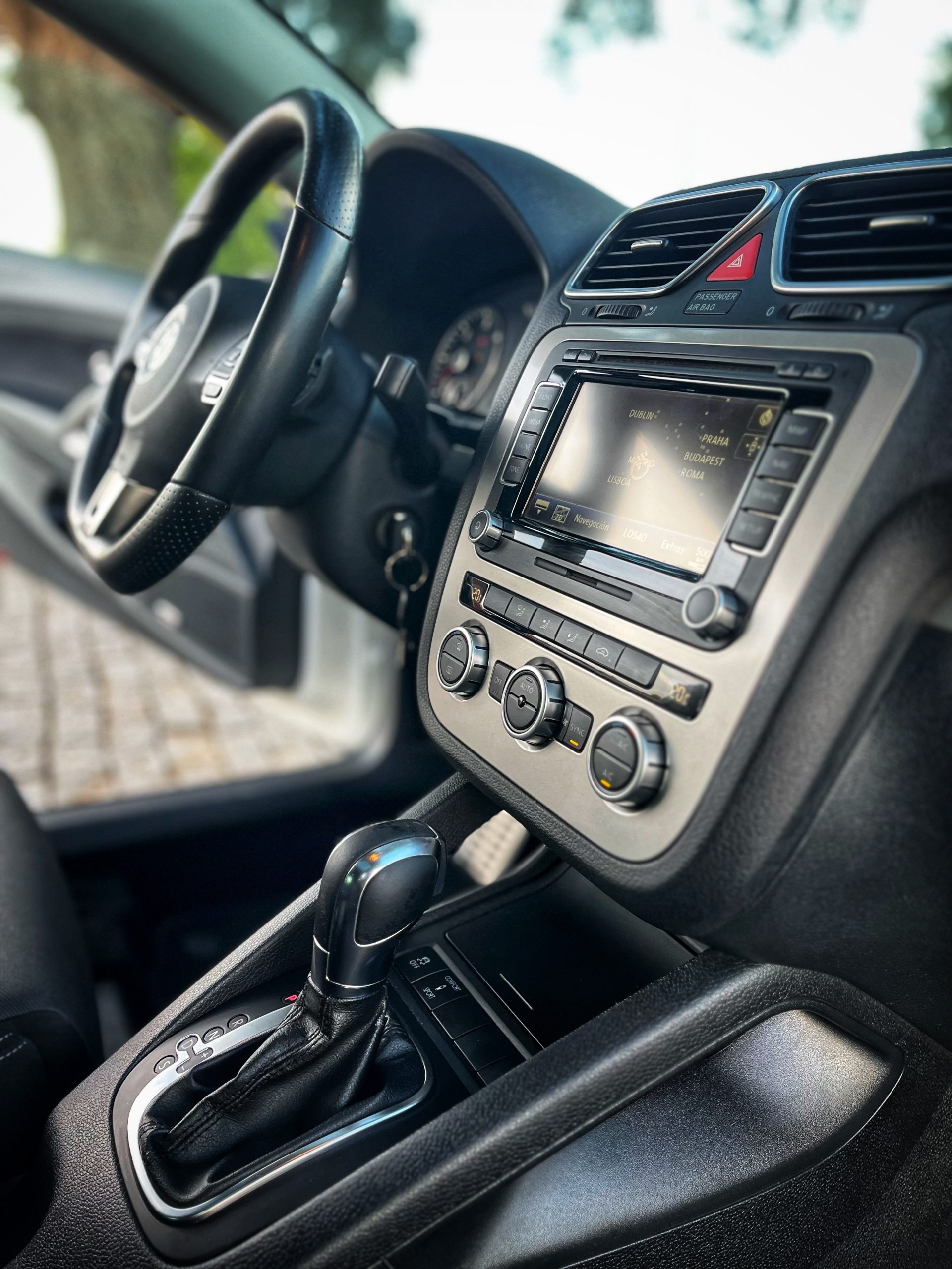 VENDIDO: Volkswagen Scirocco Sport 2.0 TDI 170cv DSG