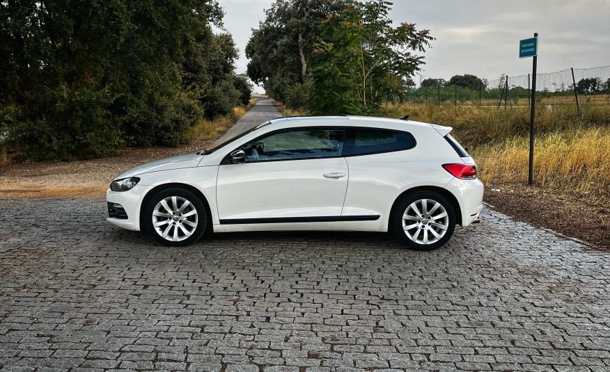 VENDIDO: Volkswagen Scirocco Sport 2.0 TDI 170cv DSG
