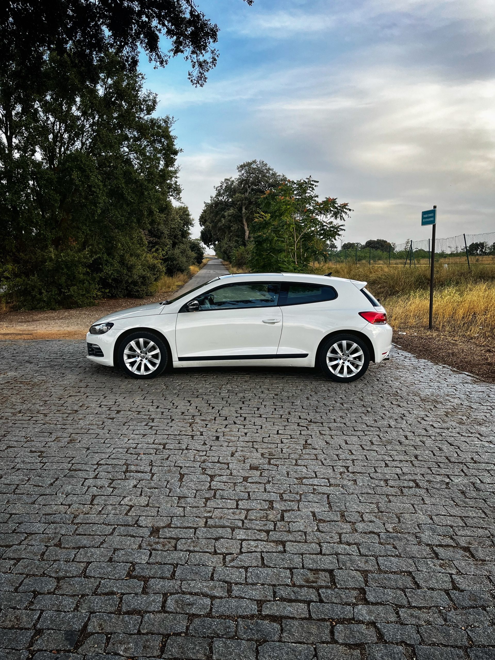 VENDIDO: Volkswagen Scirocco Sport 2.0 TDI 170cv DSG