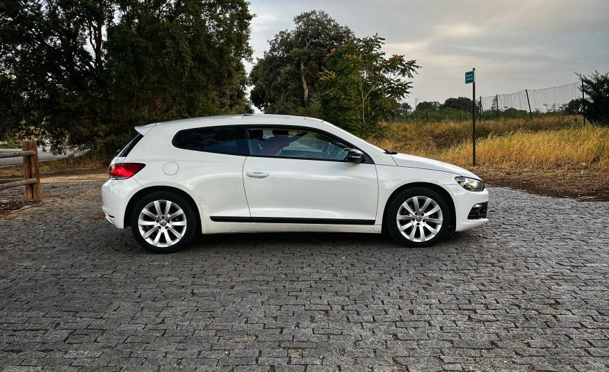 VENDIDO: Volkswagen Scirocco Sport 2.0 TDI 170cv DSG