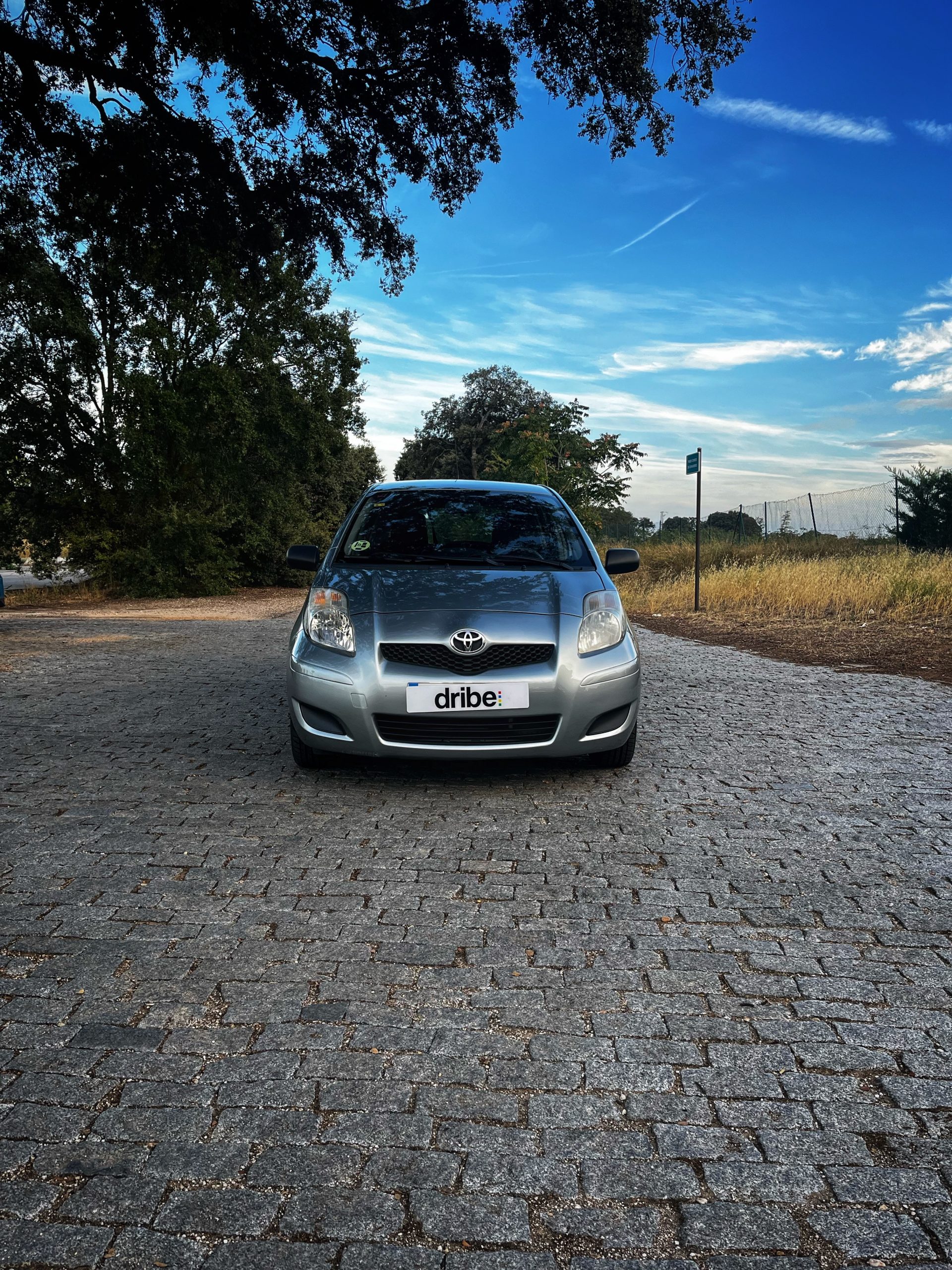 VENDIDO: Toyota Yaris Live D-4D 90cv