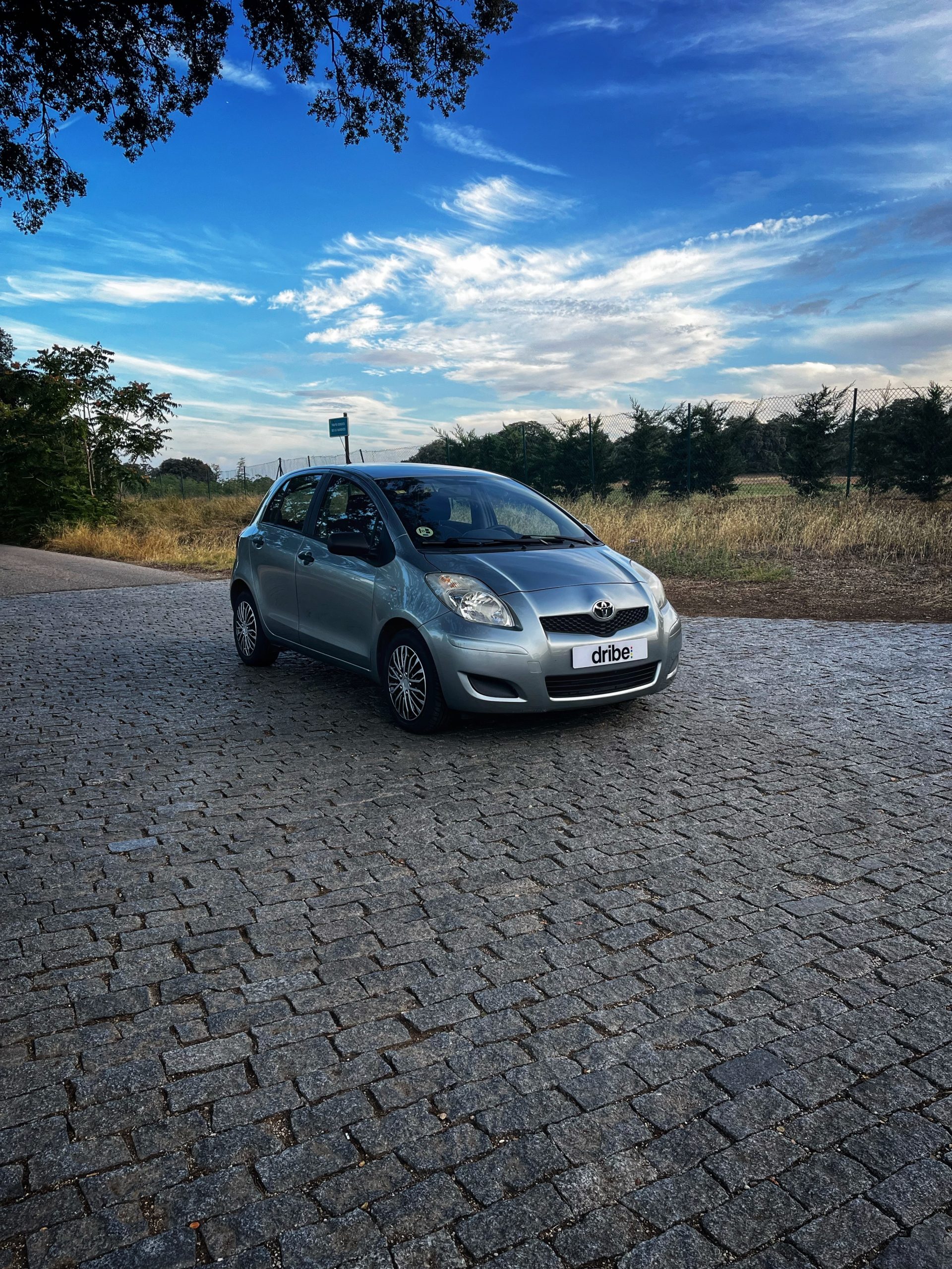 VENDIDO: Toyota Yaris Live D-4D 90cv