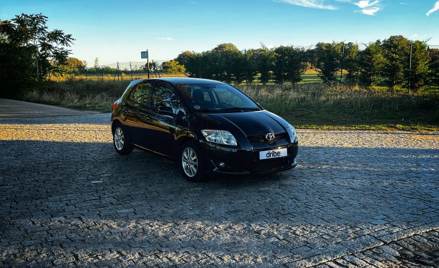 VENDIDO: Toyota Auris Sol 2.0 D-4D 126cv