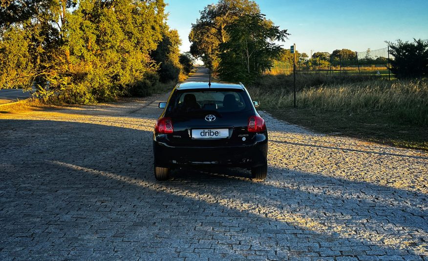 VENDIDO: Toyota Auris Sol 2.0 D-4D 126cv