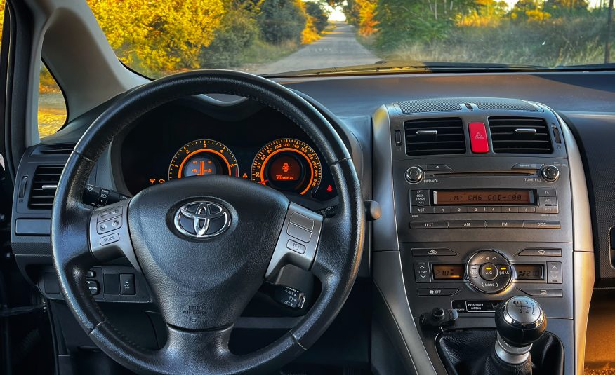 VENDIDO: Toyota Auris Sol 2.0 D-4D 126cv