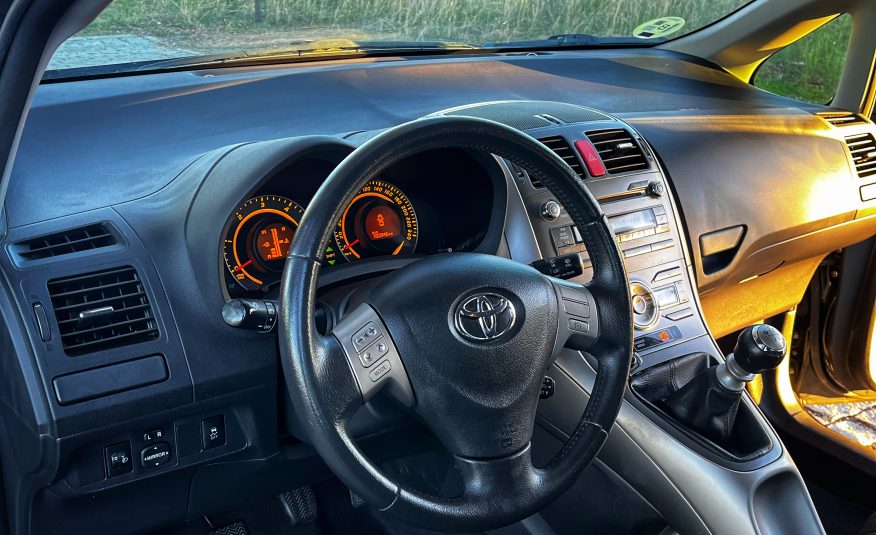 VENDIDO: Toyota Auris Sol 2.0 D-4D 126cv