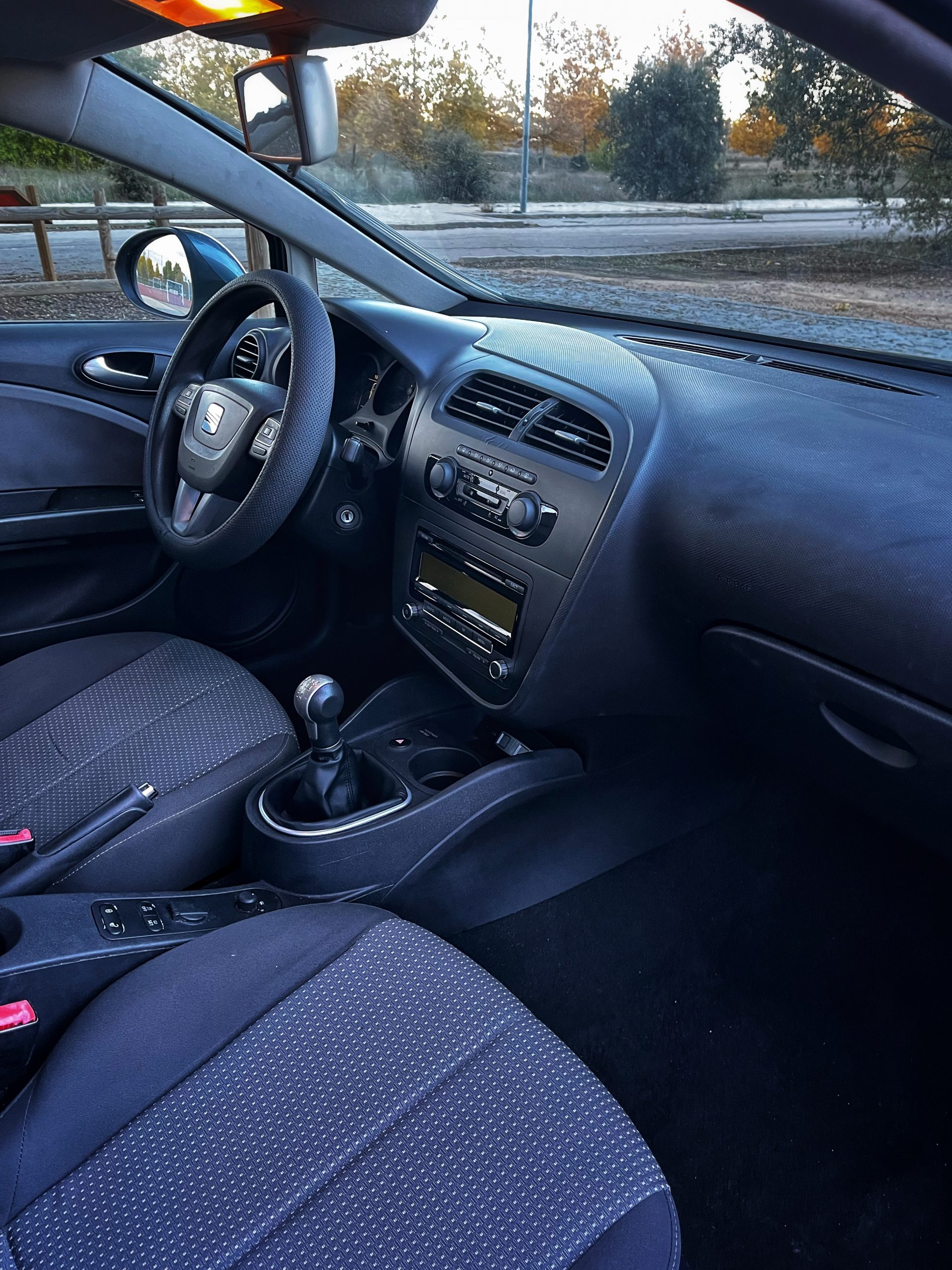 VENDIDO: SEAT LEON STYLE 1.6 TDI 105cv