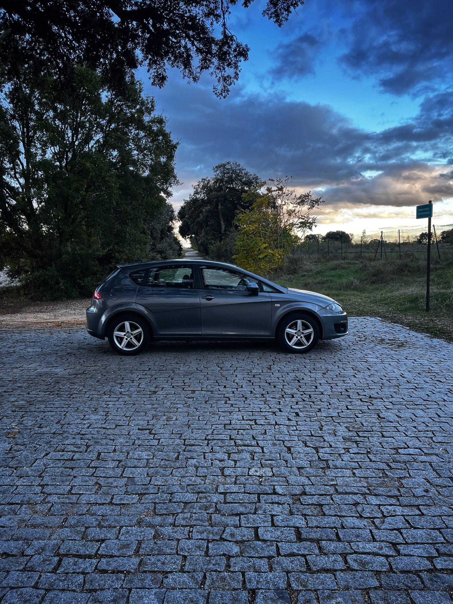 VENDIDO: SEAT LEON STYLE 1.6 TDI 105cv