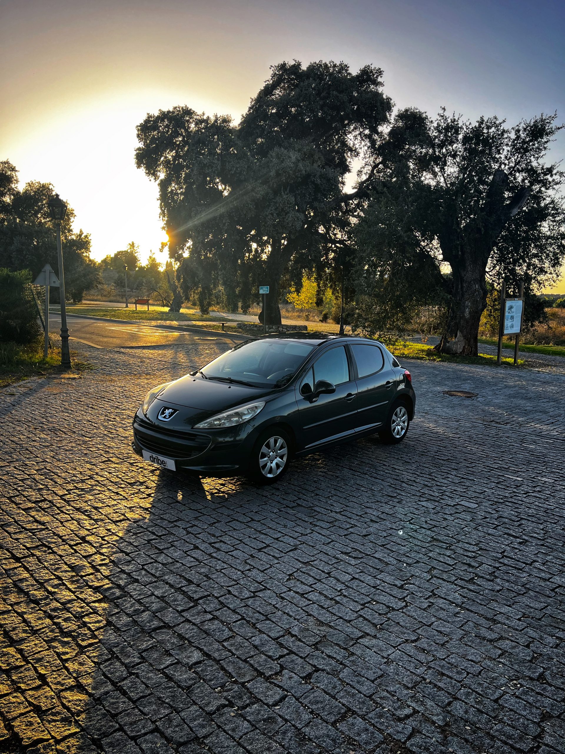 VENDIDO: Peugeot 207 Confort 1.4 VTi 95cv 16v