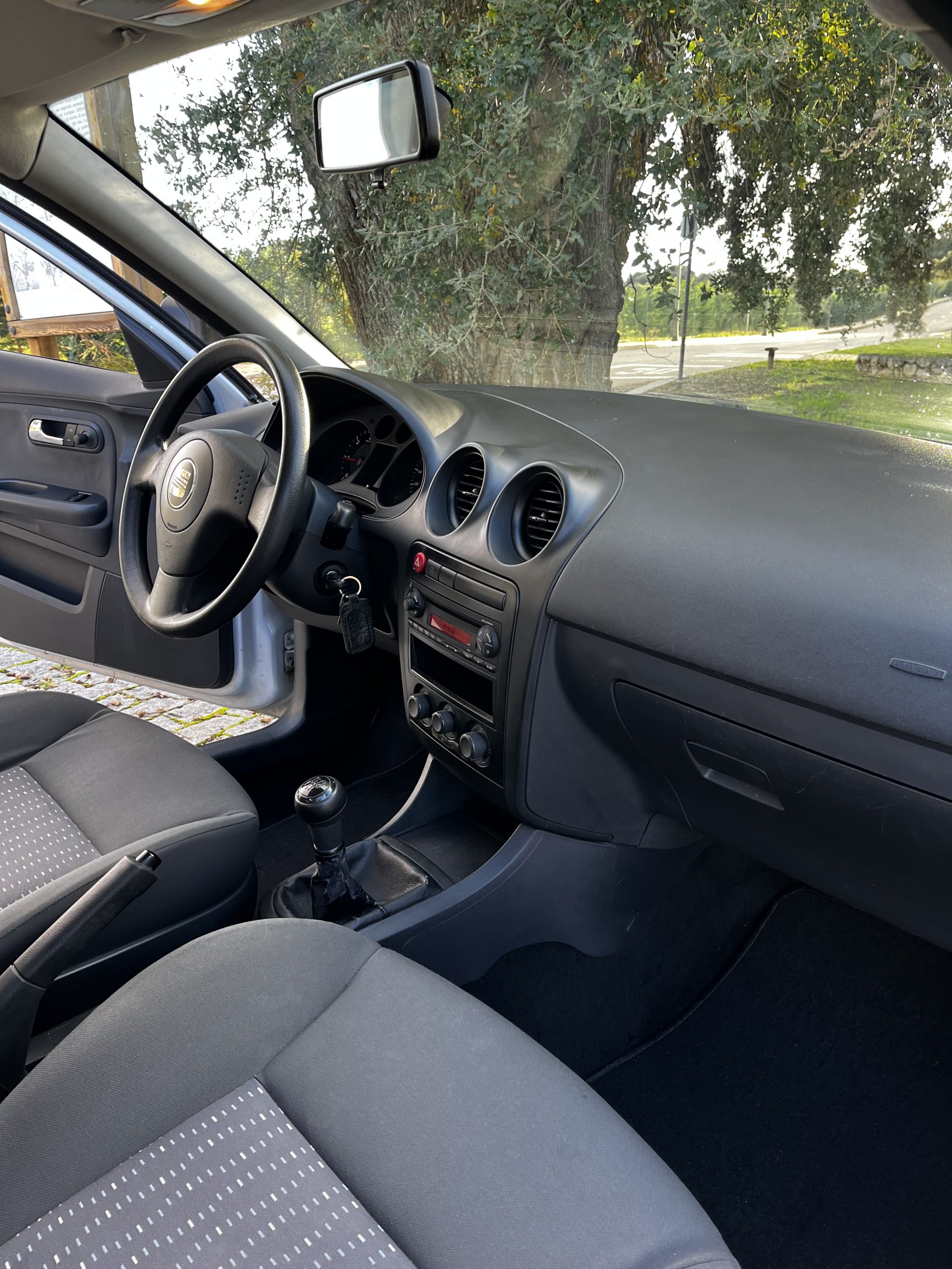 VENDIDO: Seat Ibiza Reference 1.4 TDI 70CV