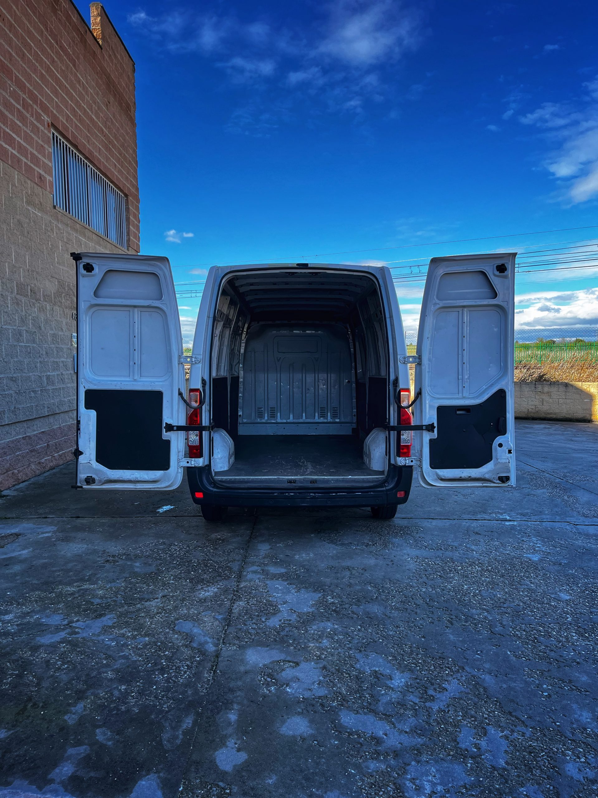 Renault Master Furgón L3H2 2.3 dCi 125cv