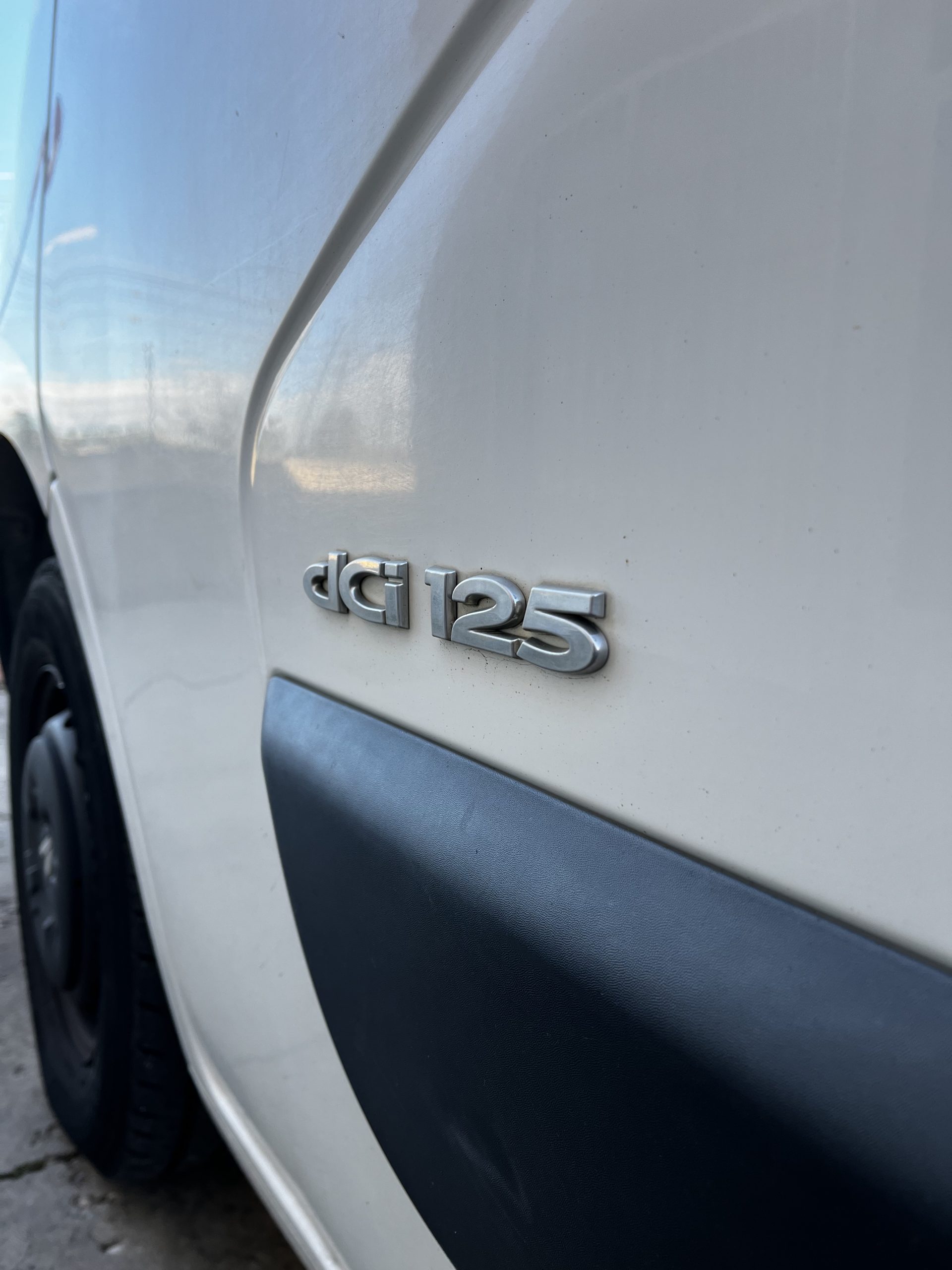 Renault Master Furgón L3H2 2.3 dCi 125cv