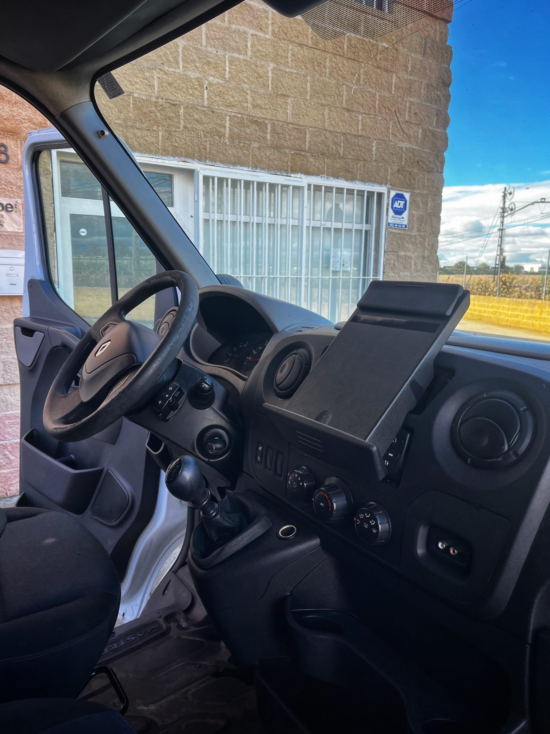 Renault Master Furgón L3H2 2.3 dCi 125cv