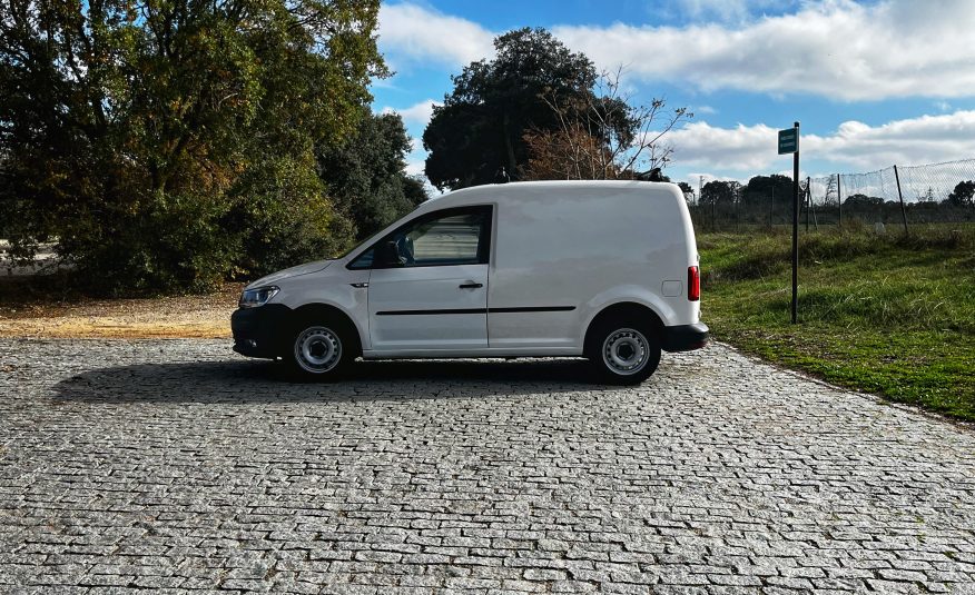VENDIDA: VOLKSWAGEN CADDY FURGÓN 2.0 TDI 75CV