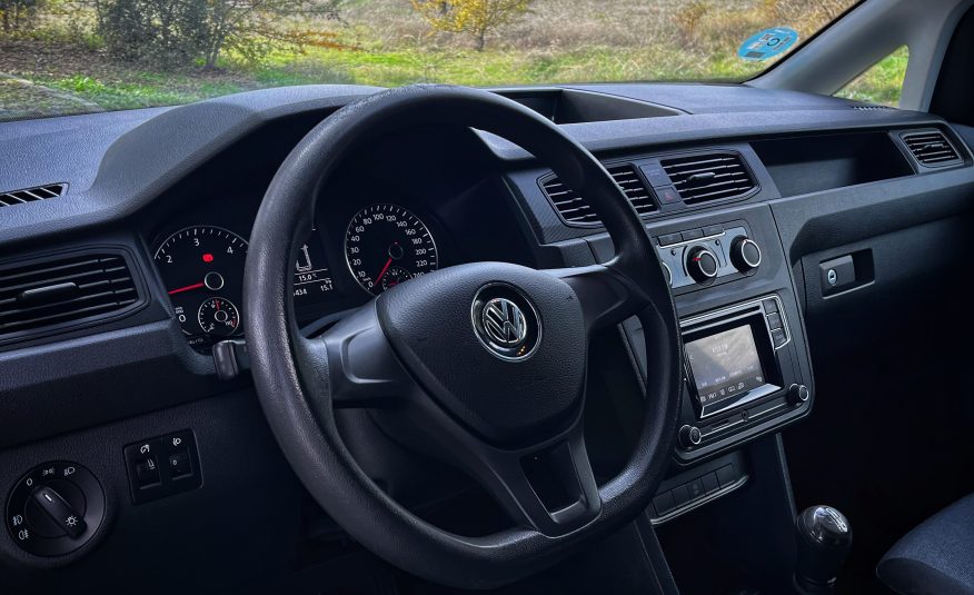 VENDIDA: VOLKSWAGEN CADDY FURGÓN 2.0 TDI 75CV