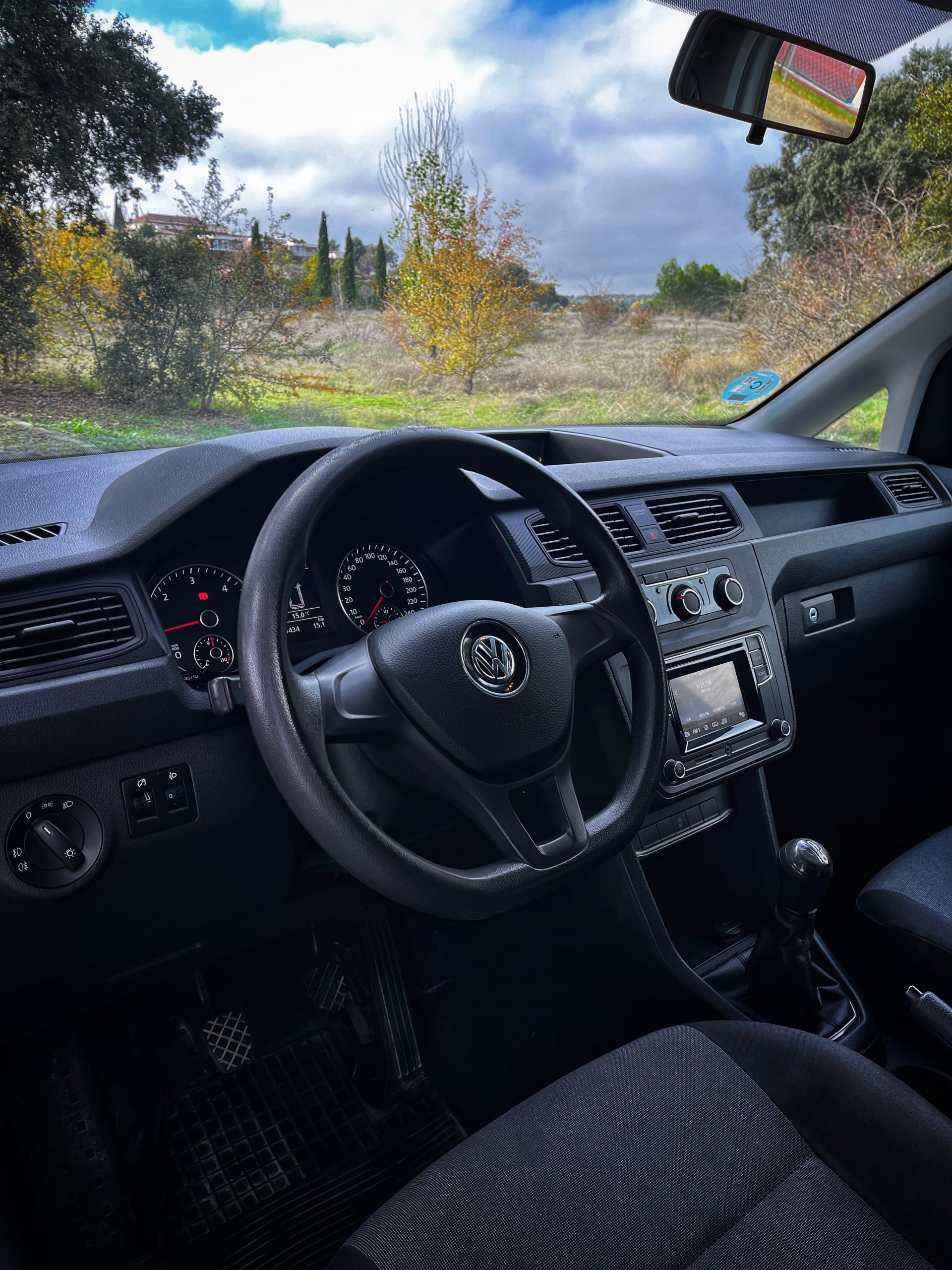 VENDIDA: VOLKSWAGEN CADDY FURGÓN 2.0 TDI 75CV