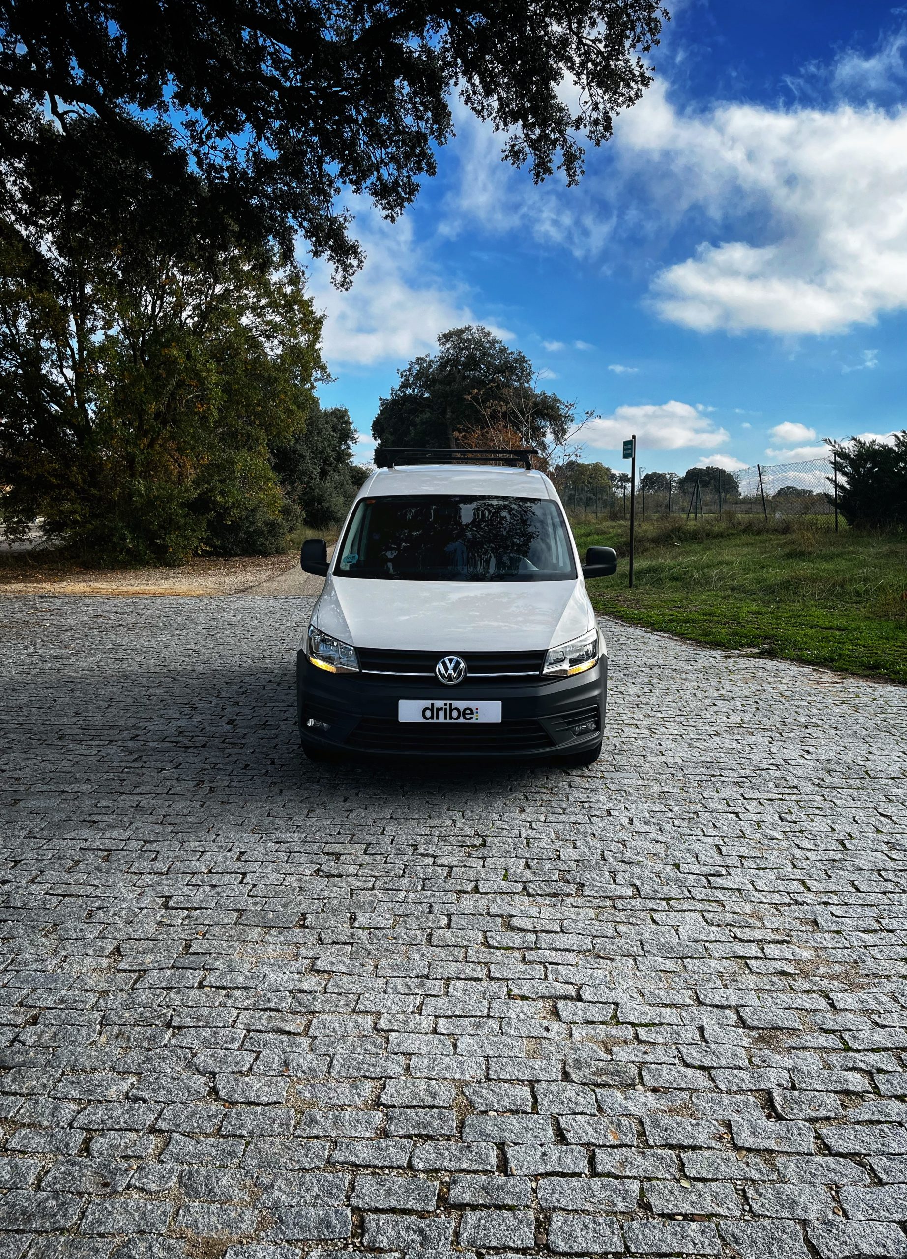 VENDIDA: VOLKSWAGEN CADDY FURGÓN 2.0 TDI 75CV